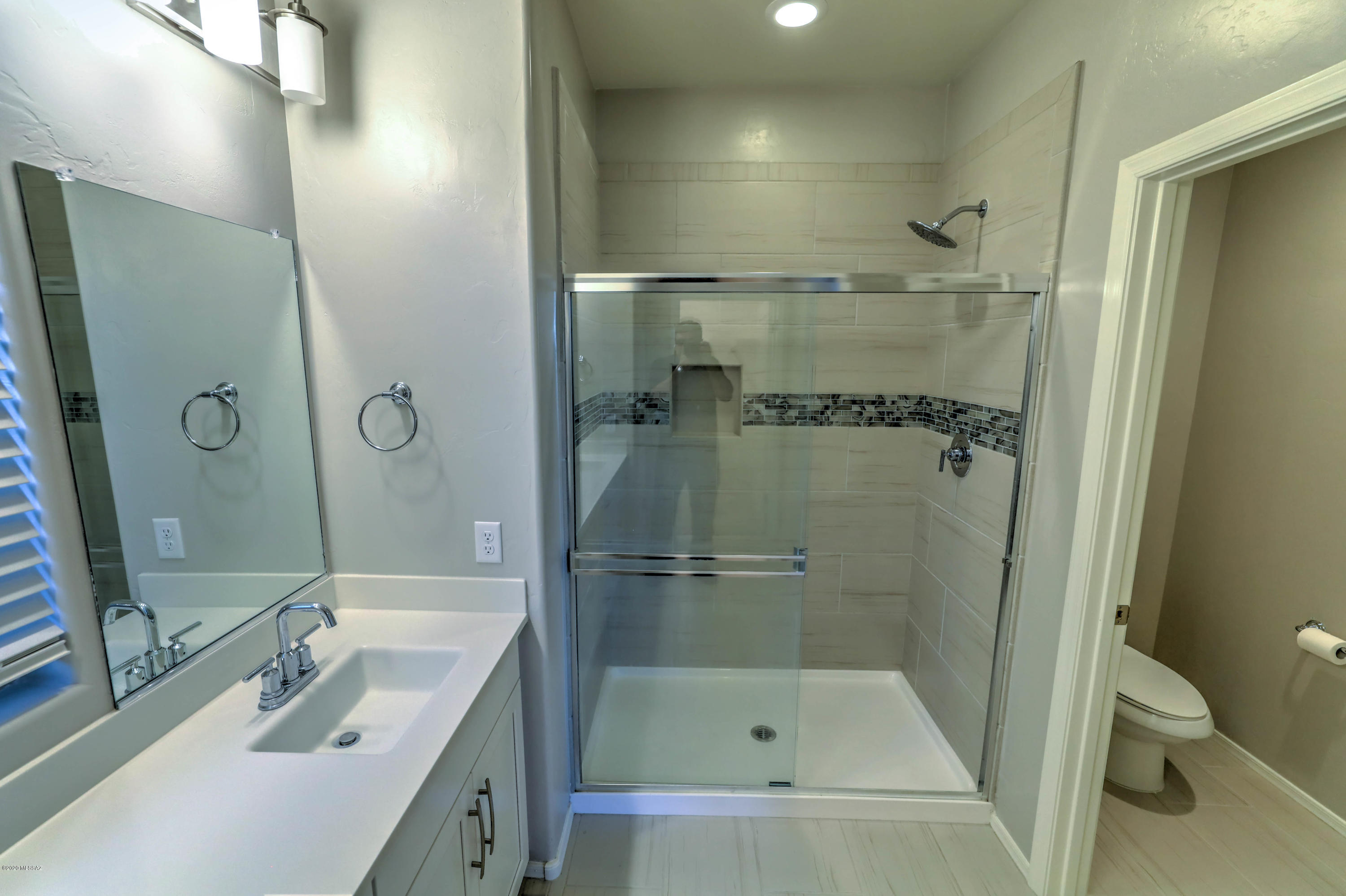 Rancho Del Lago (101-206) - Residential Lease