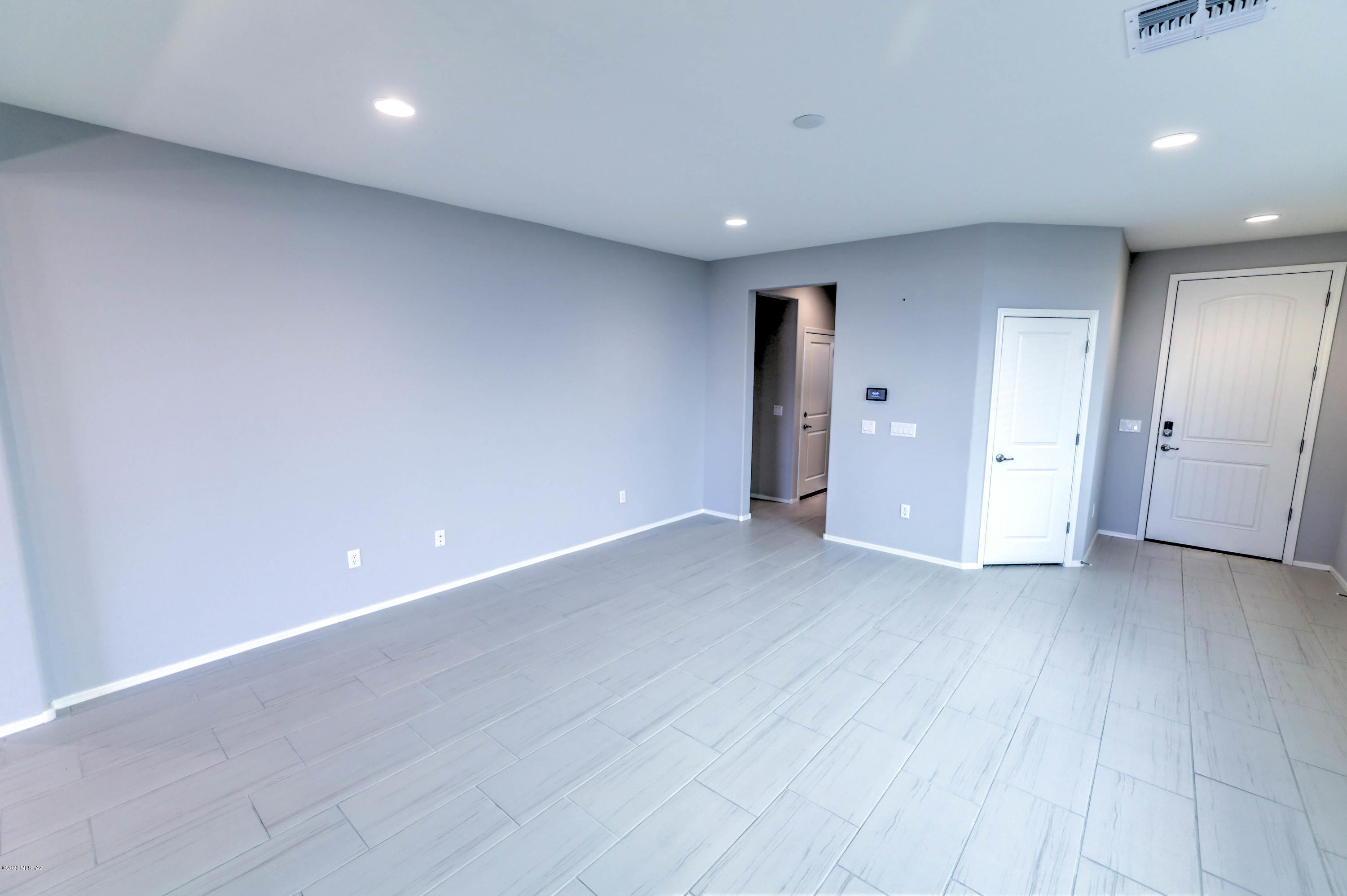 Rancho Del Lago (101-206) - Residential Lease