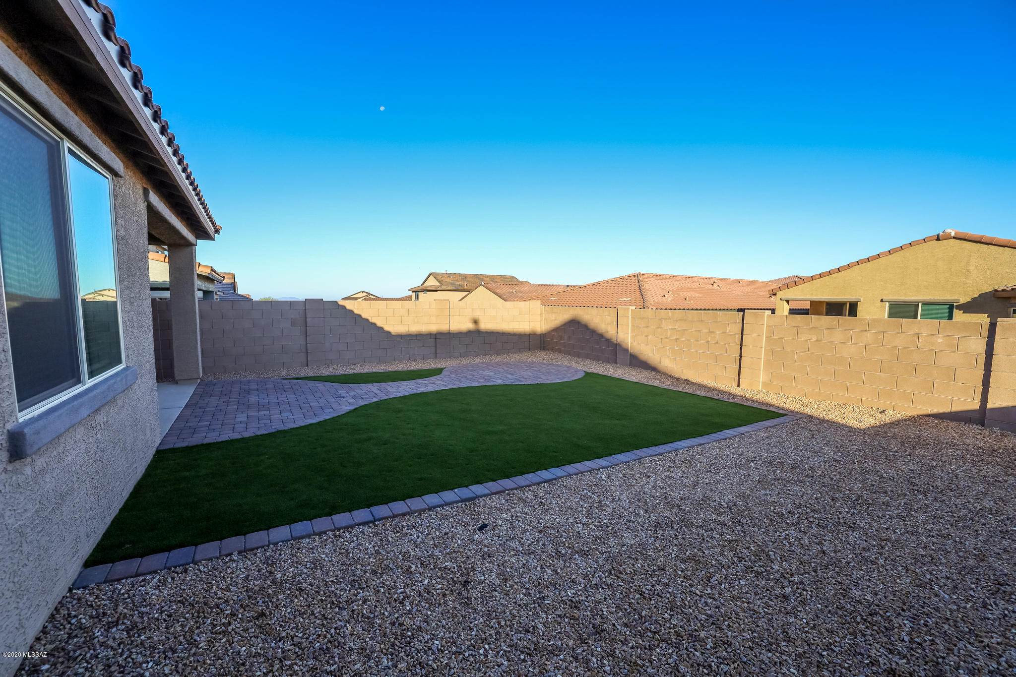 Rancho Del Lago (101-206) - Residential Lease