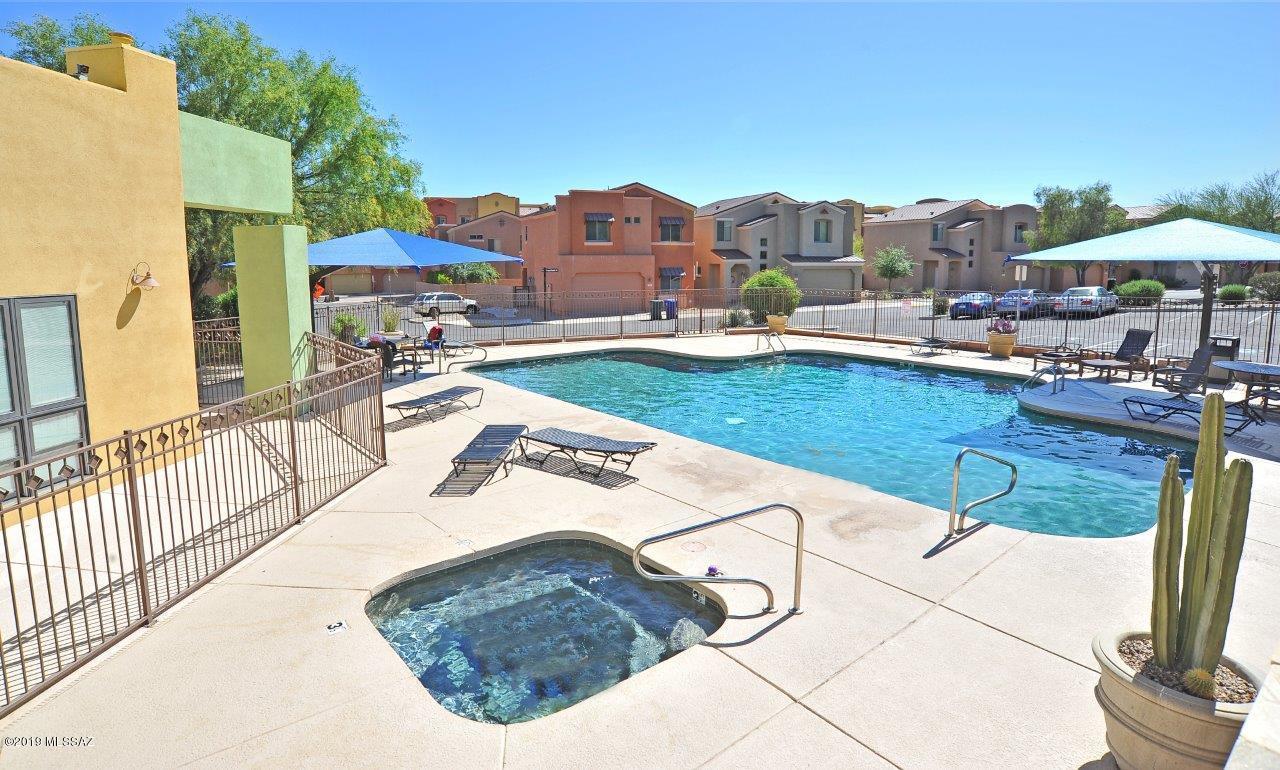 River Walk (1-140) - Residential