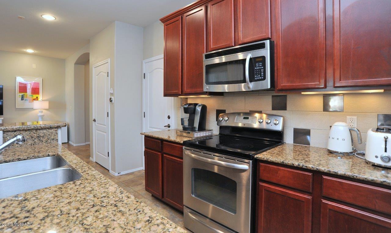 River Walk (1-140) - Residential