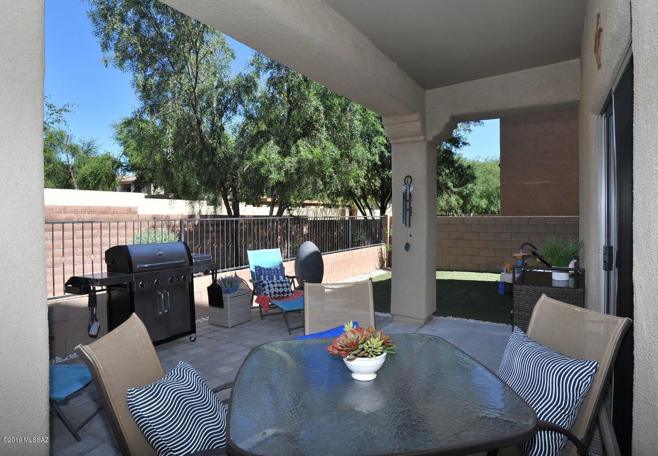 River Walk (1-140) - Residential