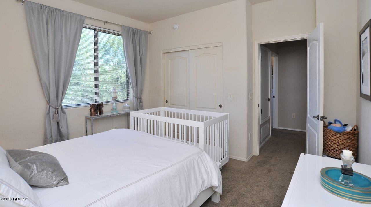 River Walk (1-140) - Residential