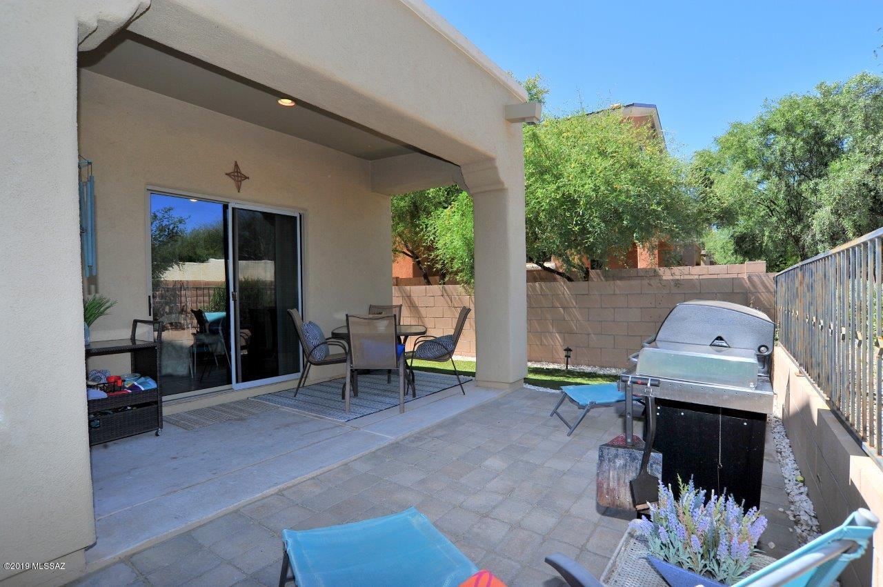 River Walk (1-140) - Residential