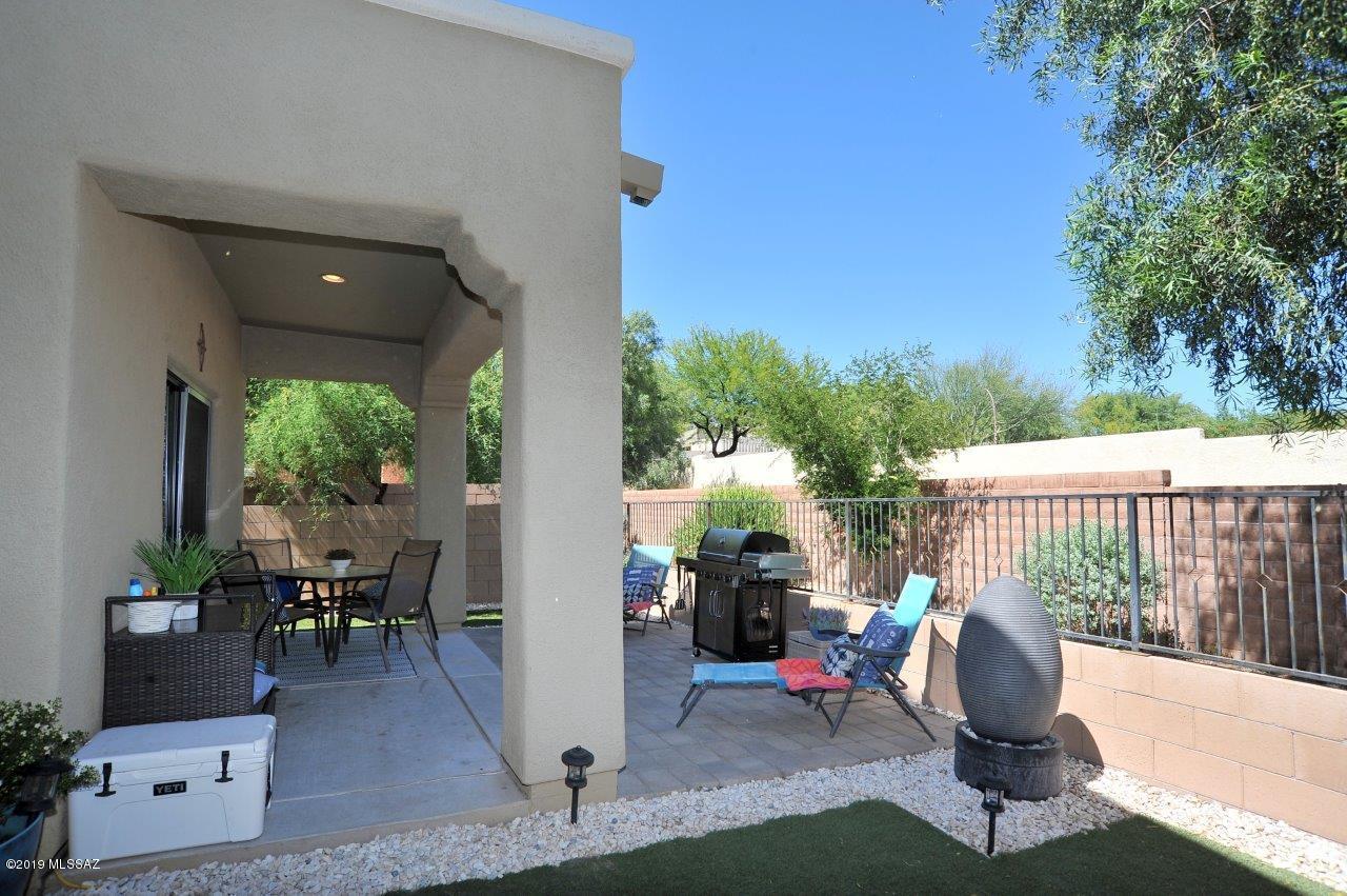 River Walk (1-140) - Residential