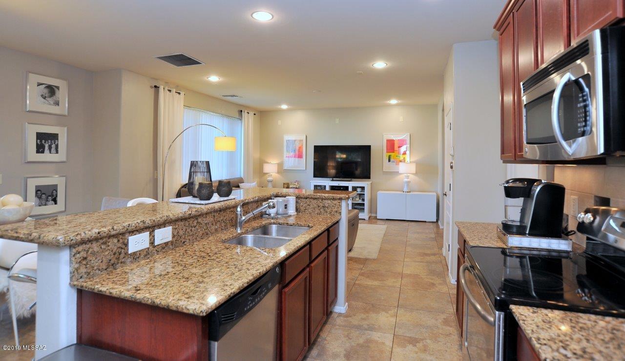River Walk (1-140) - Residential