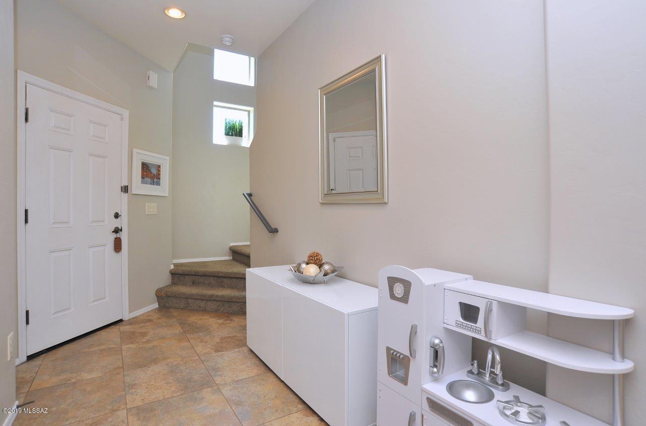 River Walk (1-140) - Residential