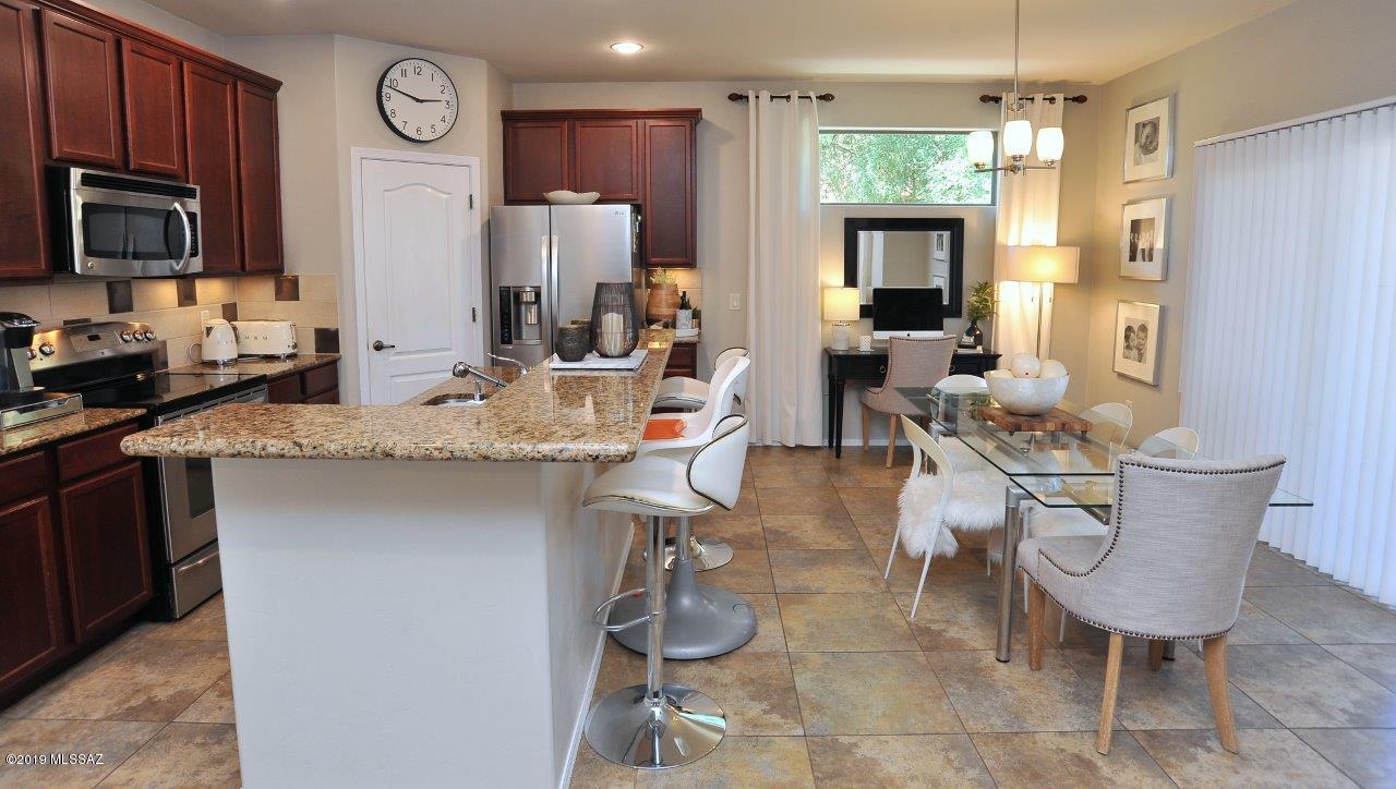 River Walk (1-140) - Residential