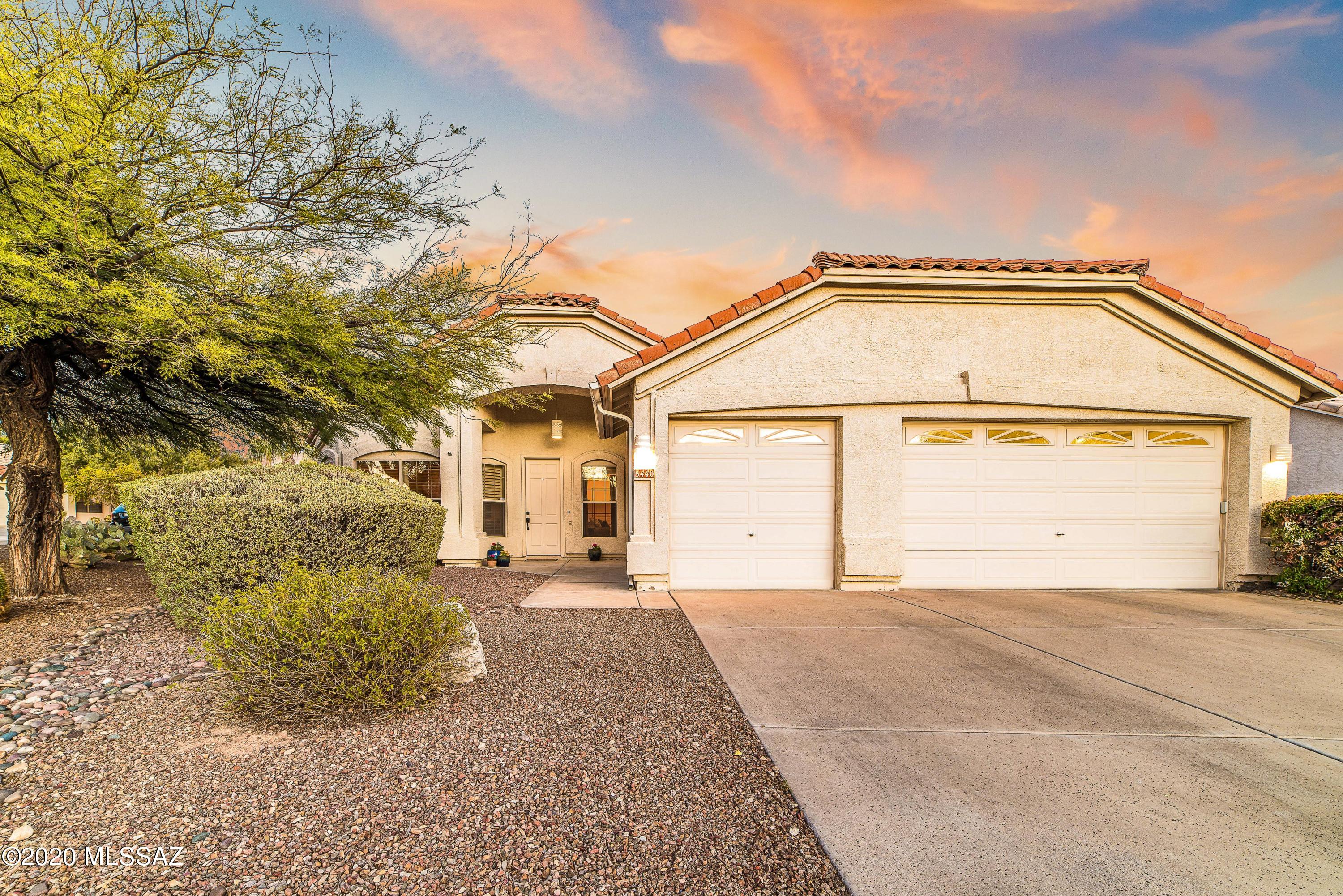 Catalina Foothills School District 4 bedroom, 2 bathroom (2,494 Sq Ft) home located in Villages Of Ventana subdivision. This corner lot home has lots of space and room to grow. The expansive kitchen is equipped with an island with breakfast bar and tons of storage cabinets. The great room is just off the kitchen with a gas fireplace perfect for entertaining guests. Laundry room that leads into the 3 car garage. The guest bathroom has been upgraded with dual vanity, new countertops and shower and tub. Roomy master bedroom with access door, and windows with a view of the yard. Master bathroom shower has been upgraded along with dual vanity and new counter tops. The backyard has a covered patio, grass area, fireplace, and fenced in pool perfect for the summer heat.