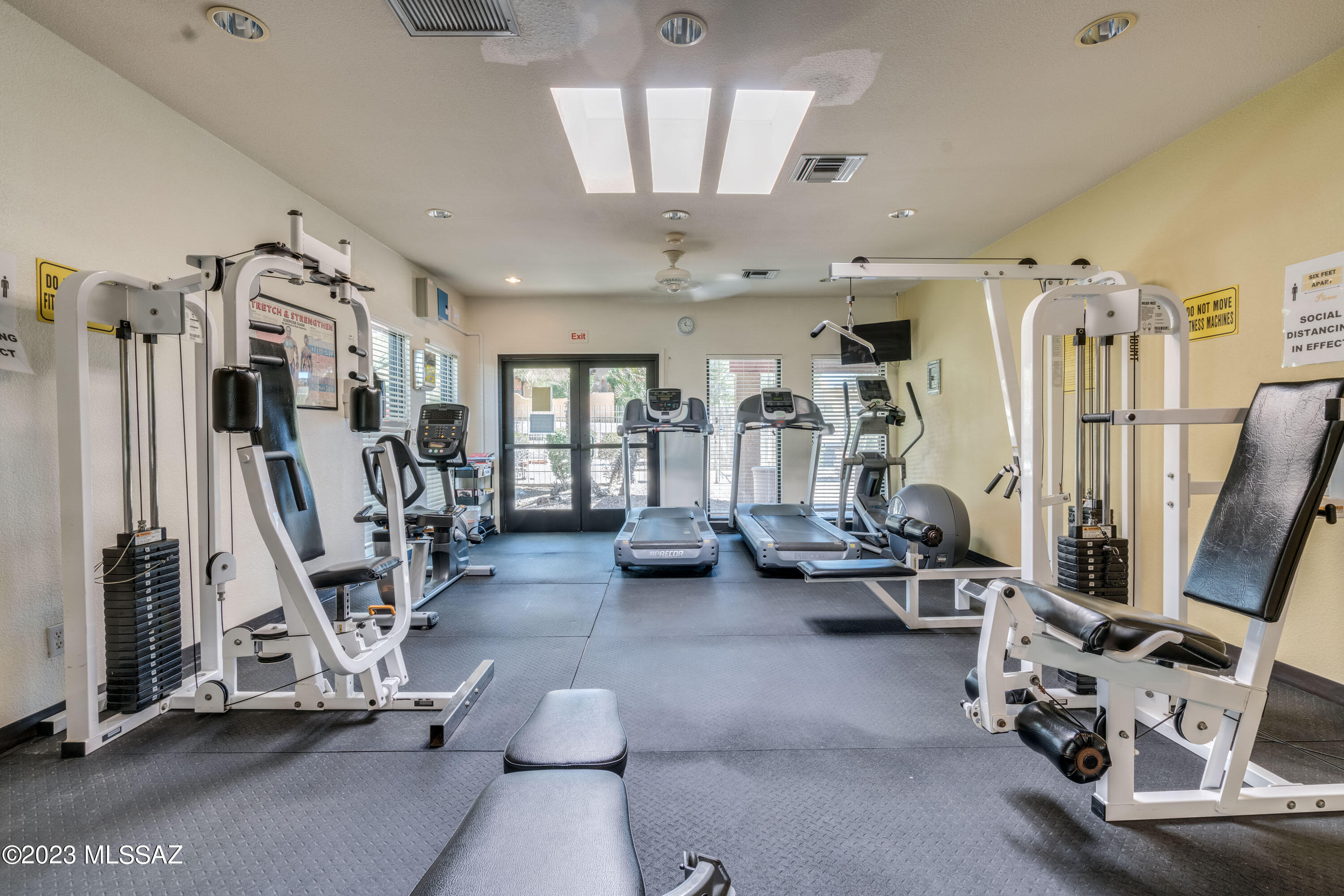 Reflections in the Catalina Condominium - Residential
