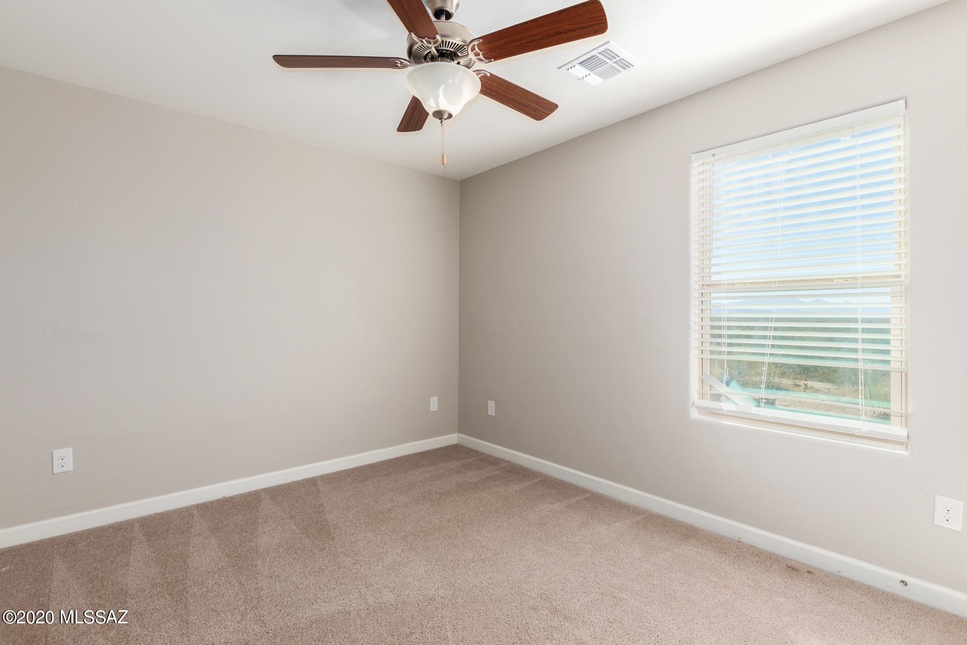 Vista Del Lago Norte SQ20140780198 - Residential