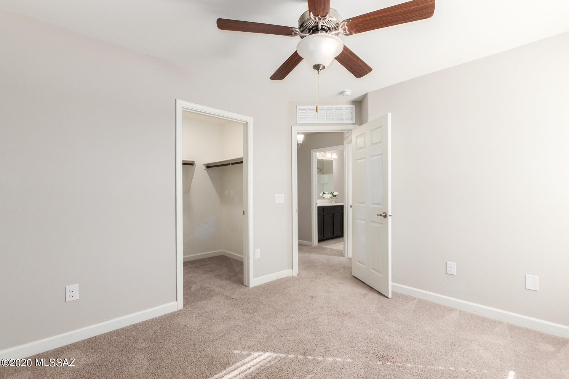 Vista Del Lago Norte SQ20140780198 - Residential