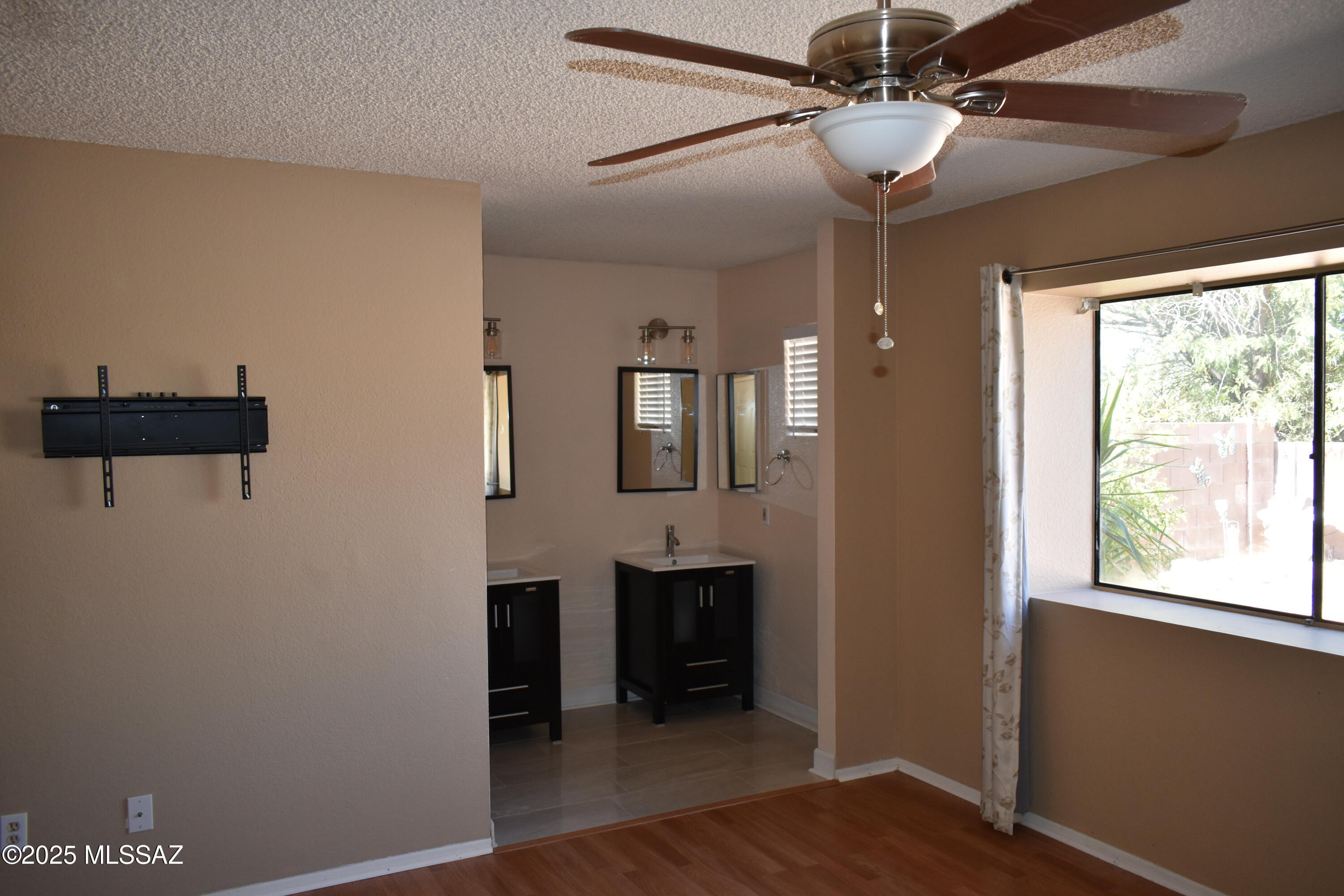 East Point Estates II (1-108) - Residential Lease