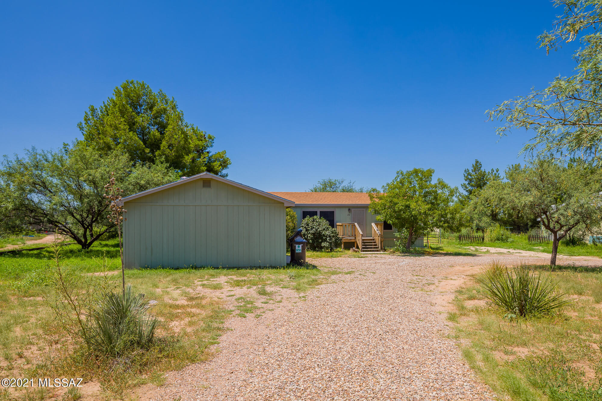 Mescal Lakes - Residential