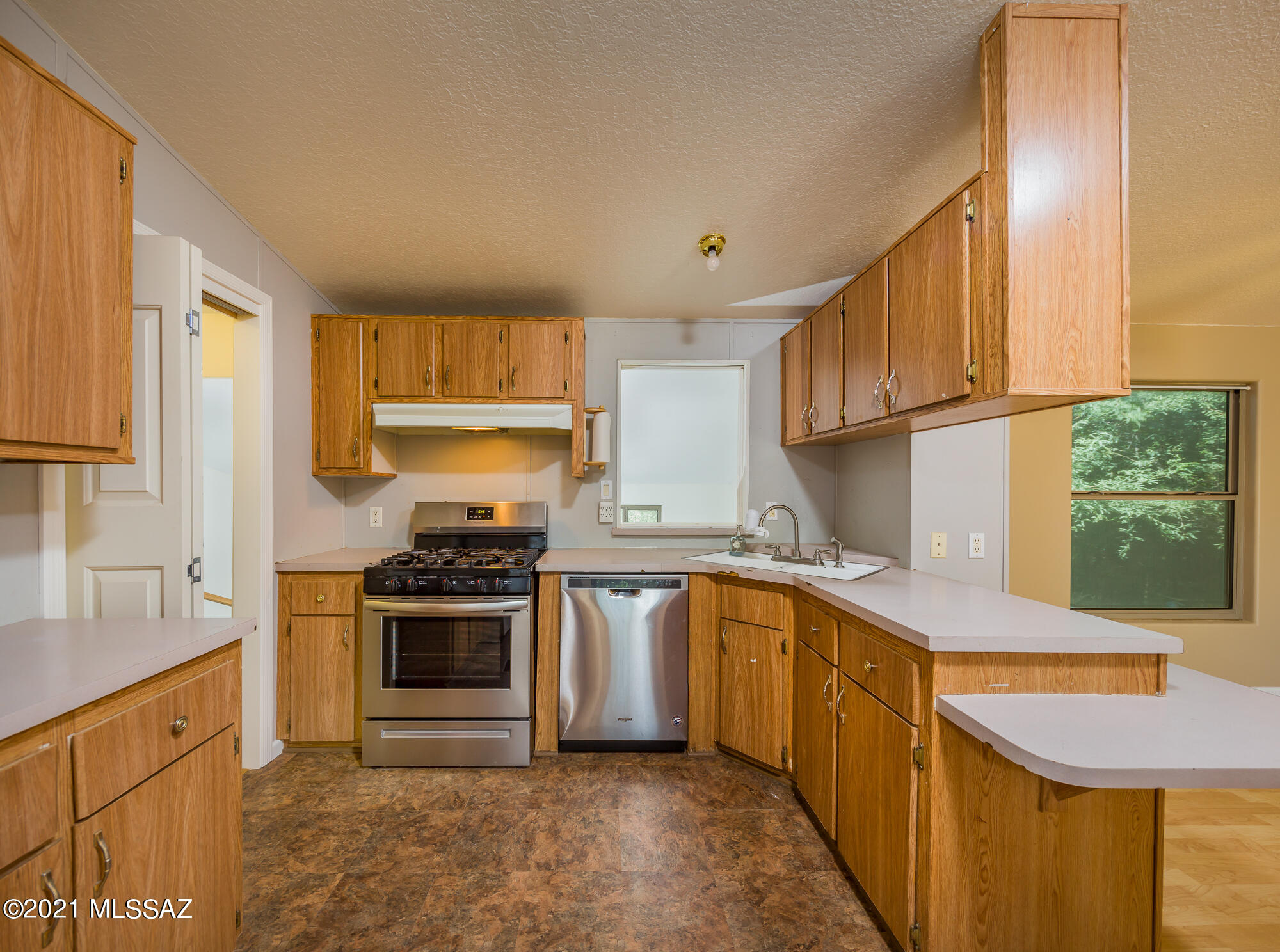 Mescal Lakes - Residential