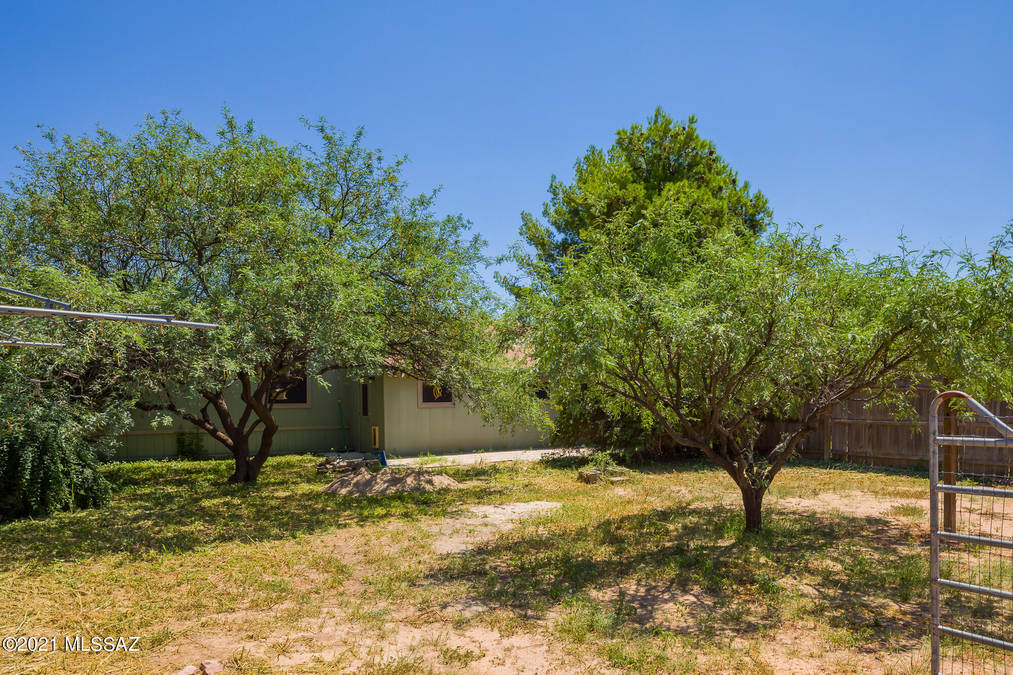 Mescal Lakes - Residential