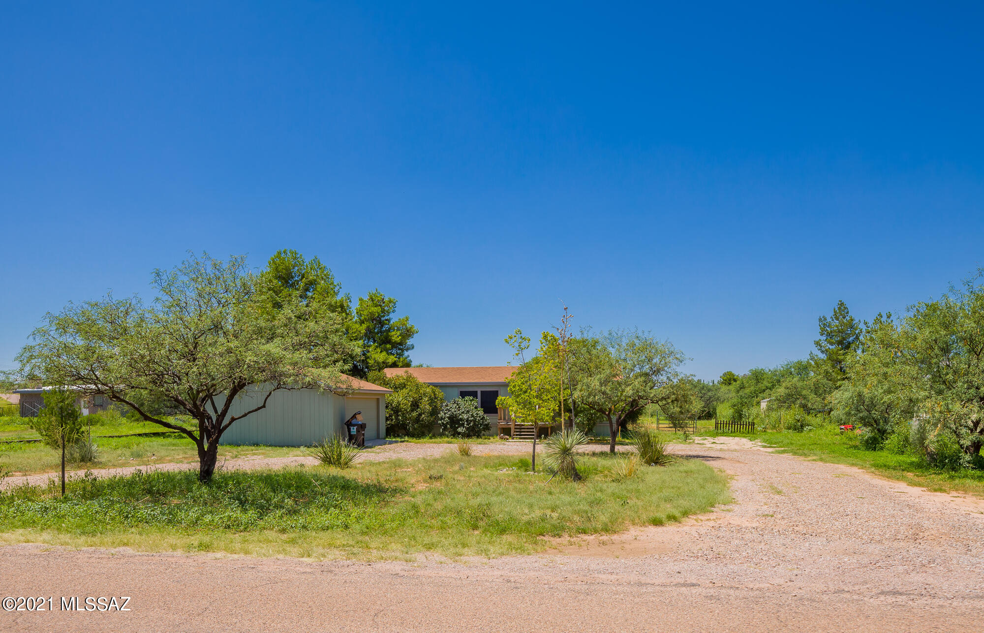 Mescal Lakes - Residential