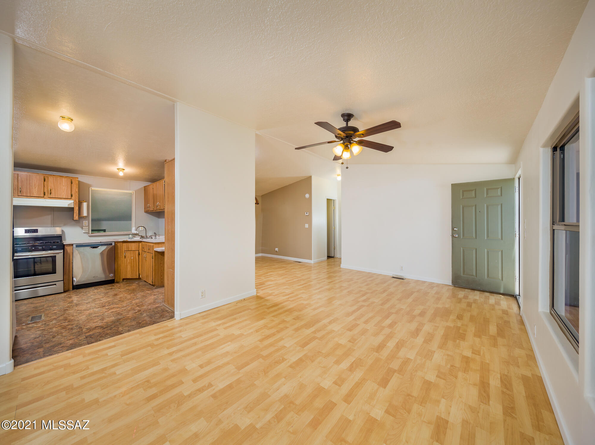 Mescal Lakes - Residential