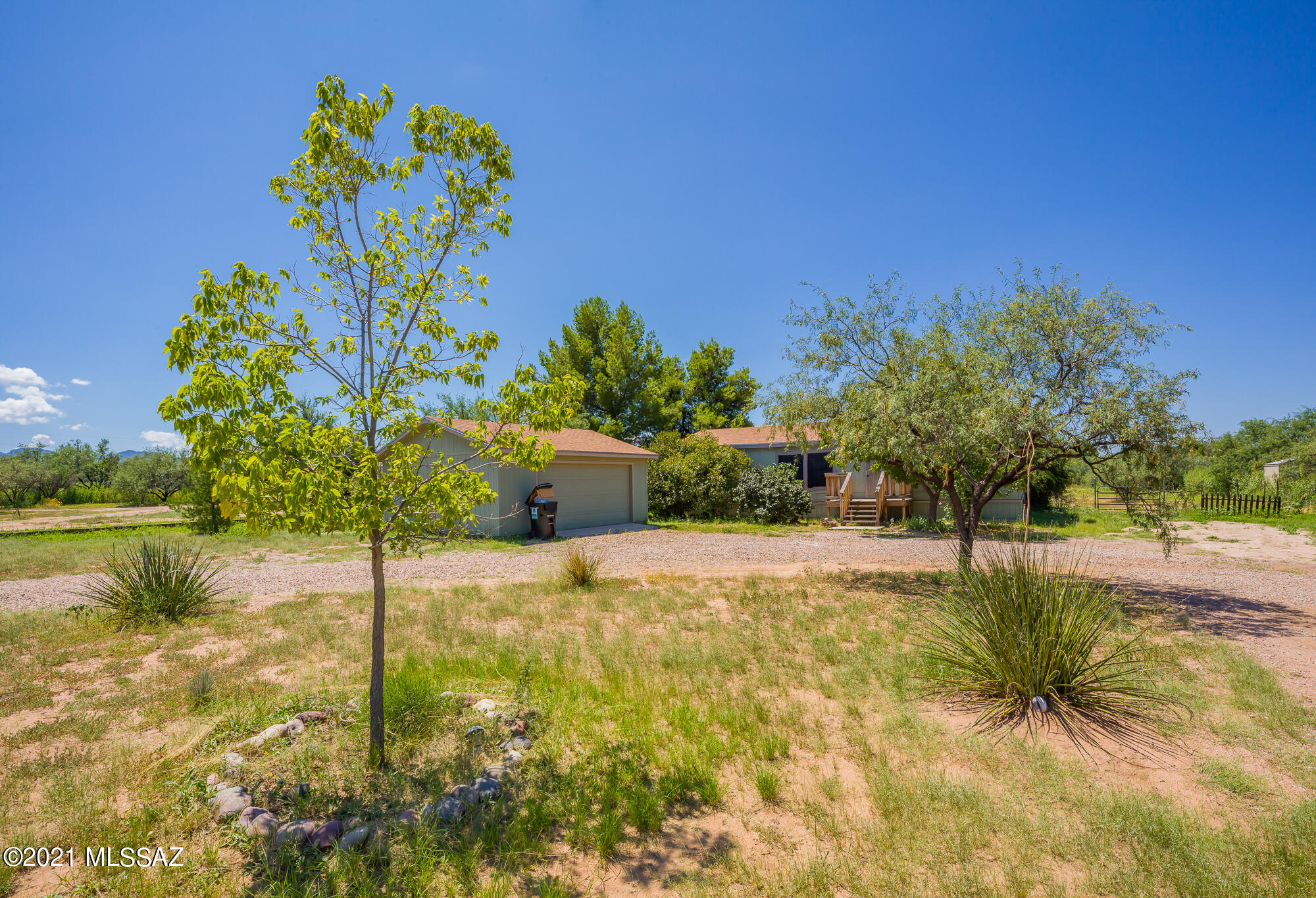 Mescal Lakes - Residential