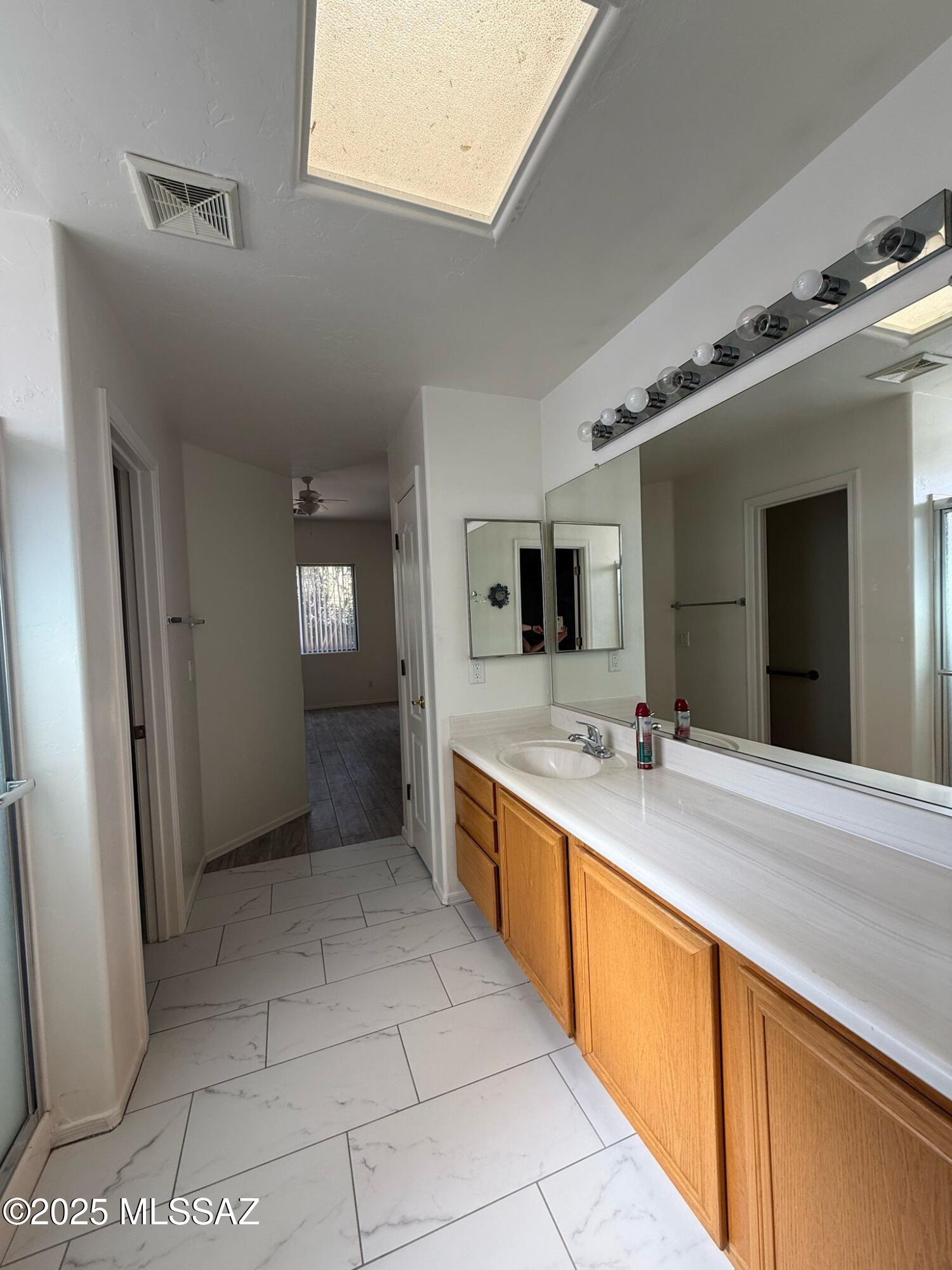 Rancho Esperero (1-343) - Residential Lease