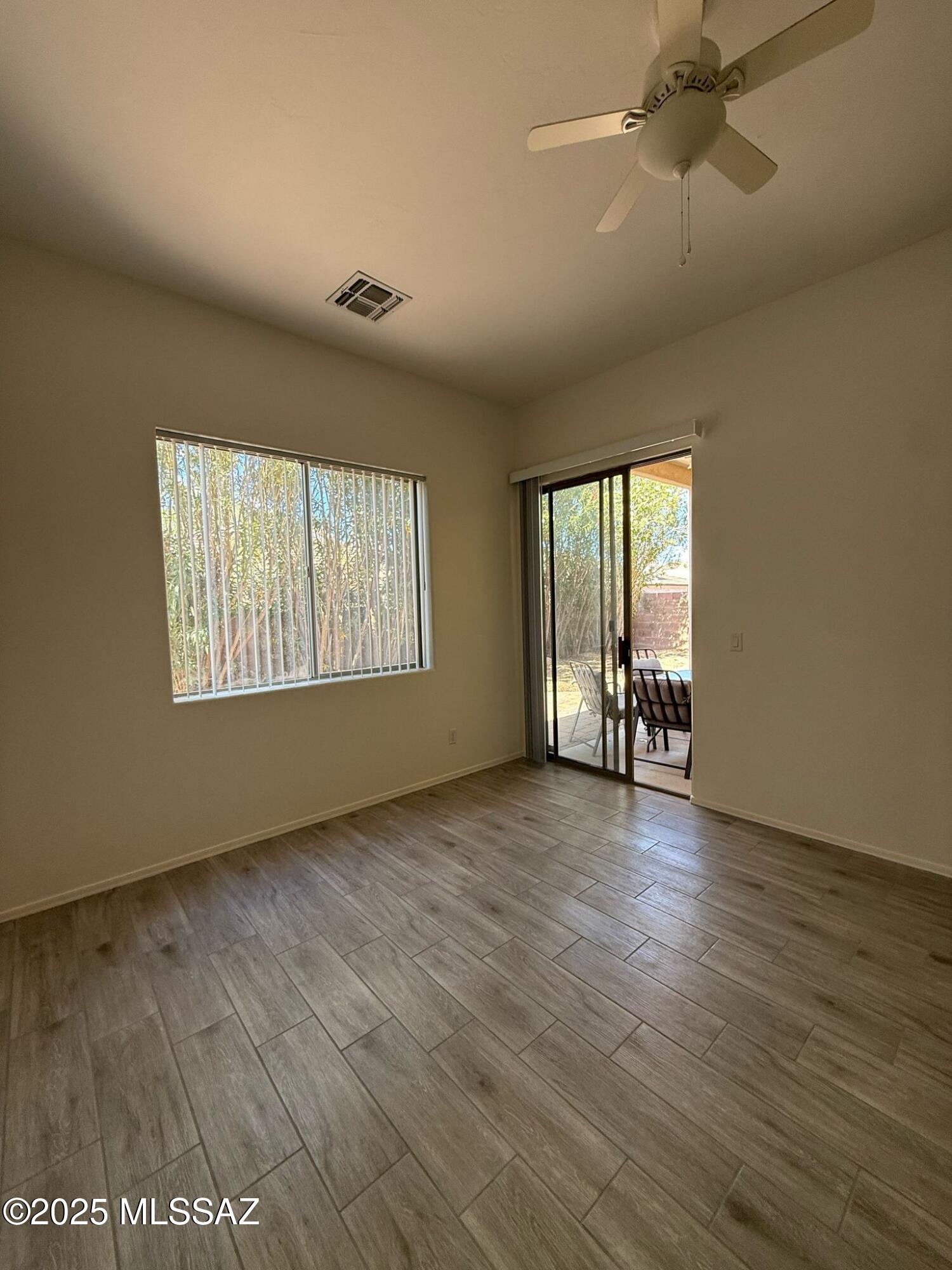 Rancho Esperero (1-343) - Residential Lease