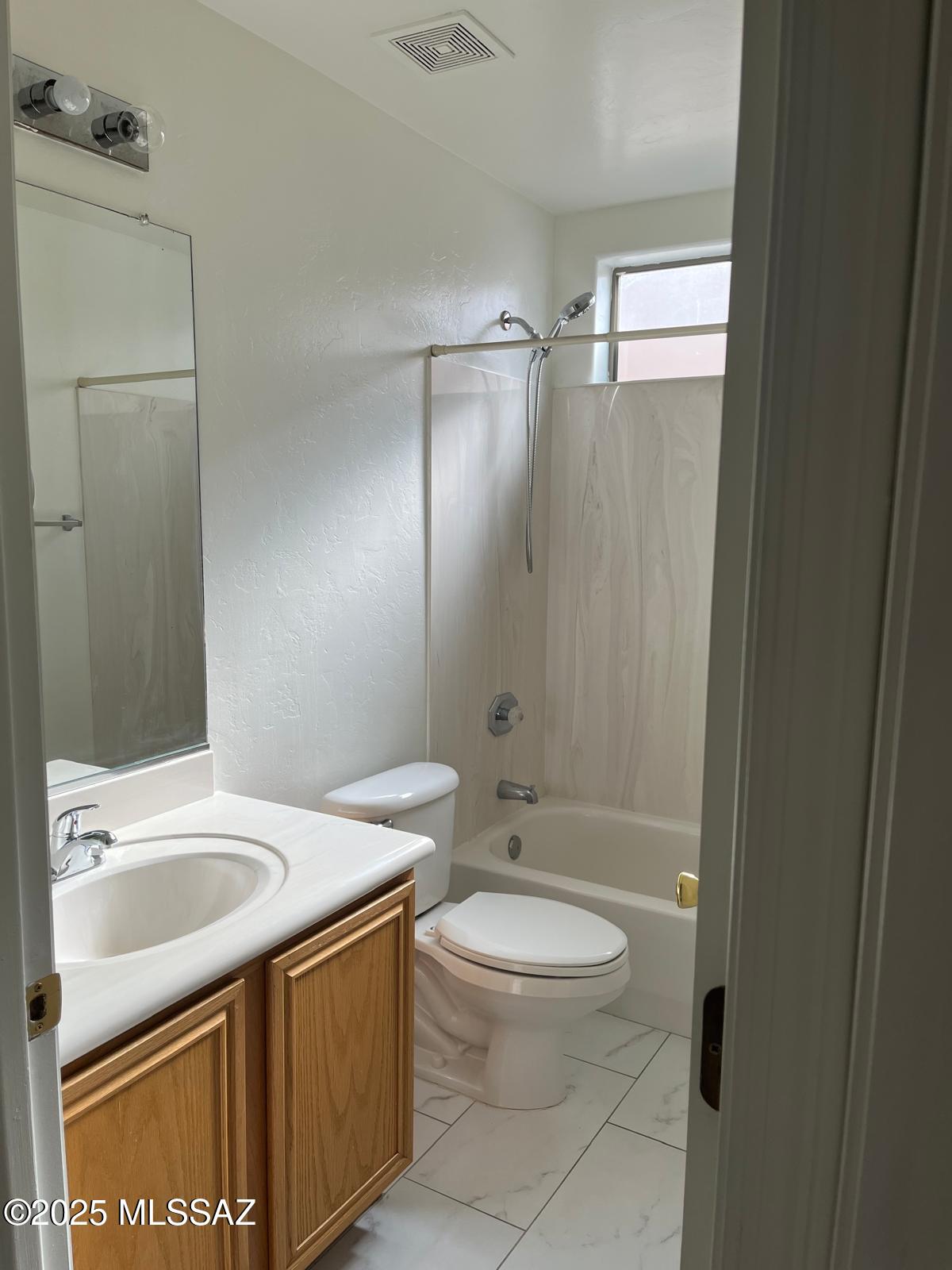 Rancho Esperero (1-343) - Residential Lease