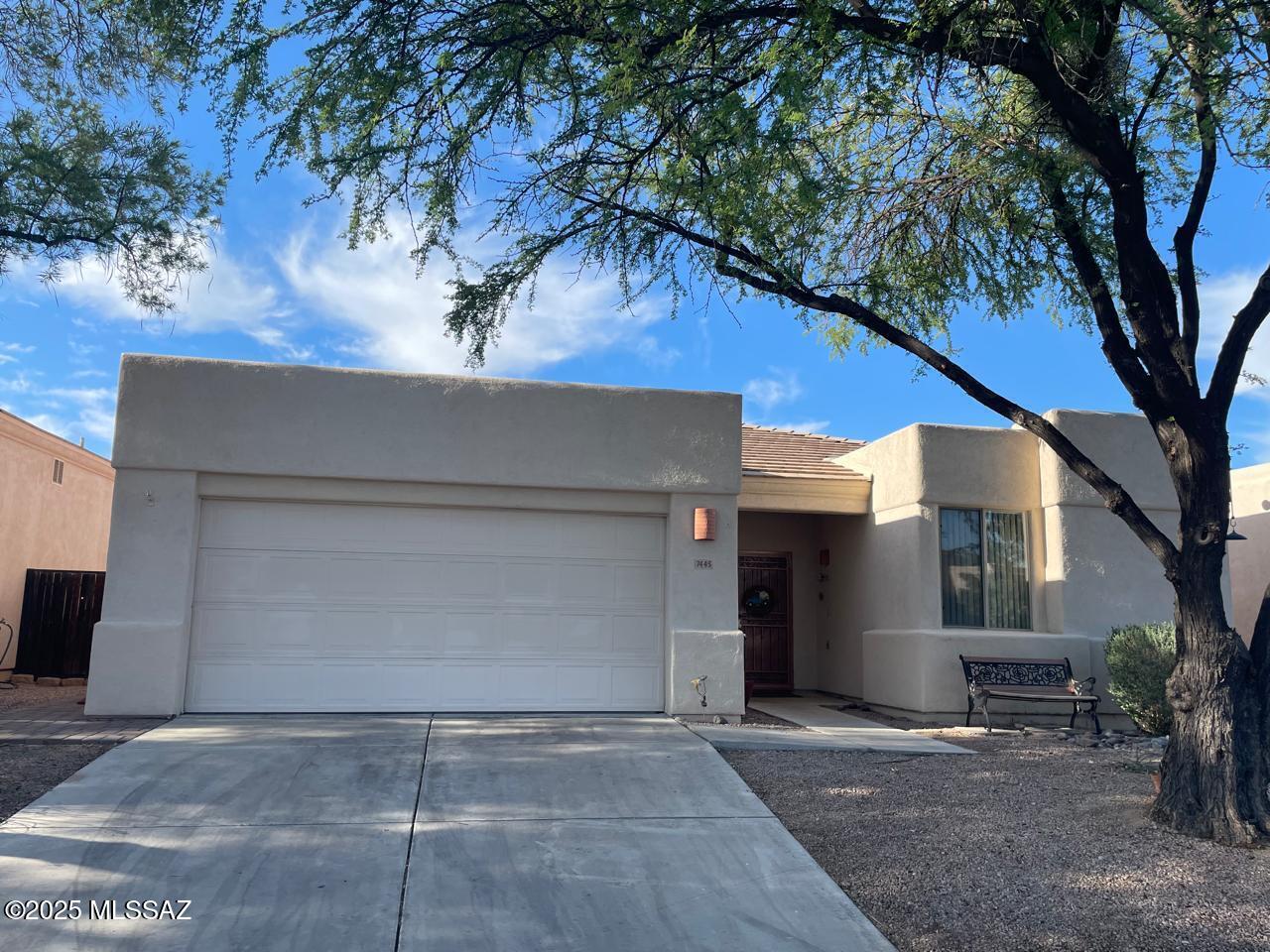 Rancho Esperero (1-343) - Residential Lease