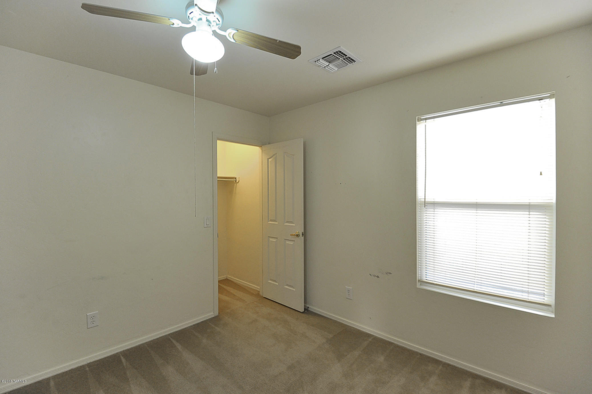 Hartman Vistas-(1-353) - Residential Lease