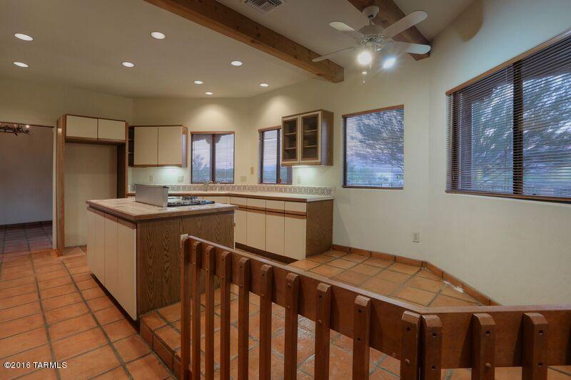 La Cholla Airpark - Residential