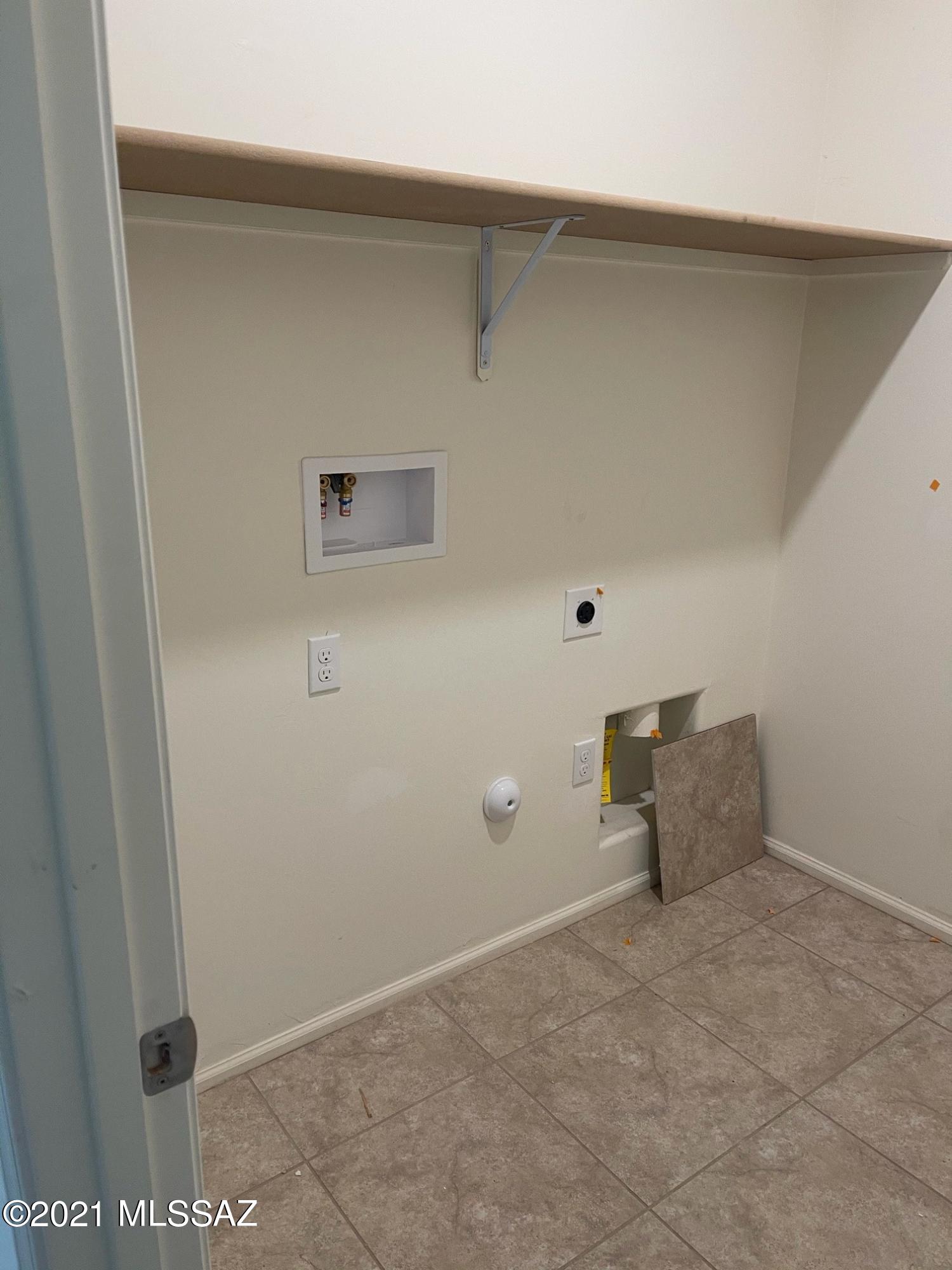 Unsubdivided - Residential Lease