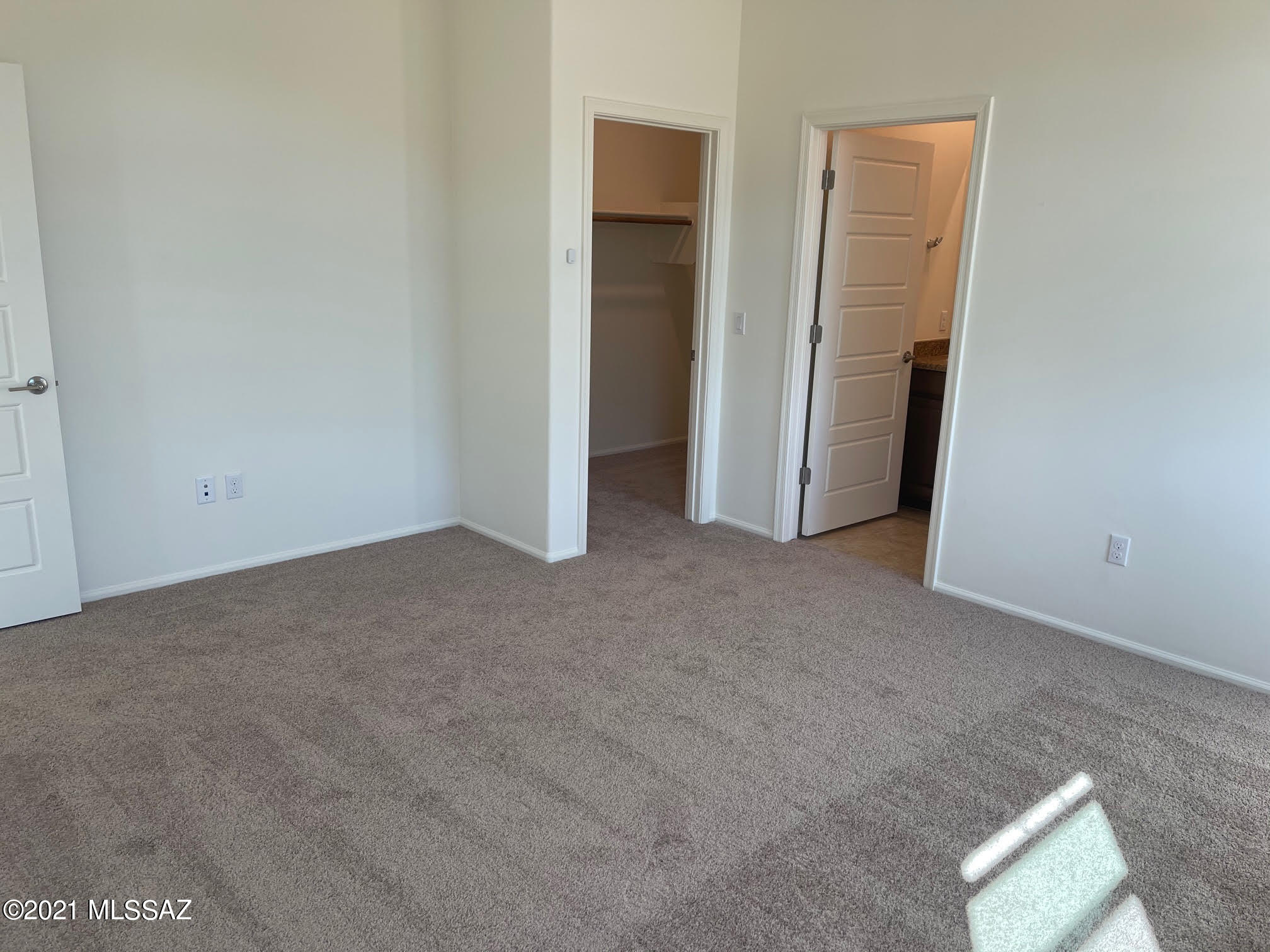 Unsubdivided - Residential Lease