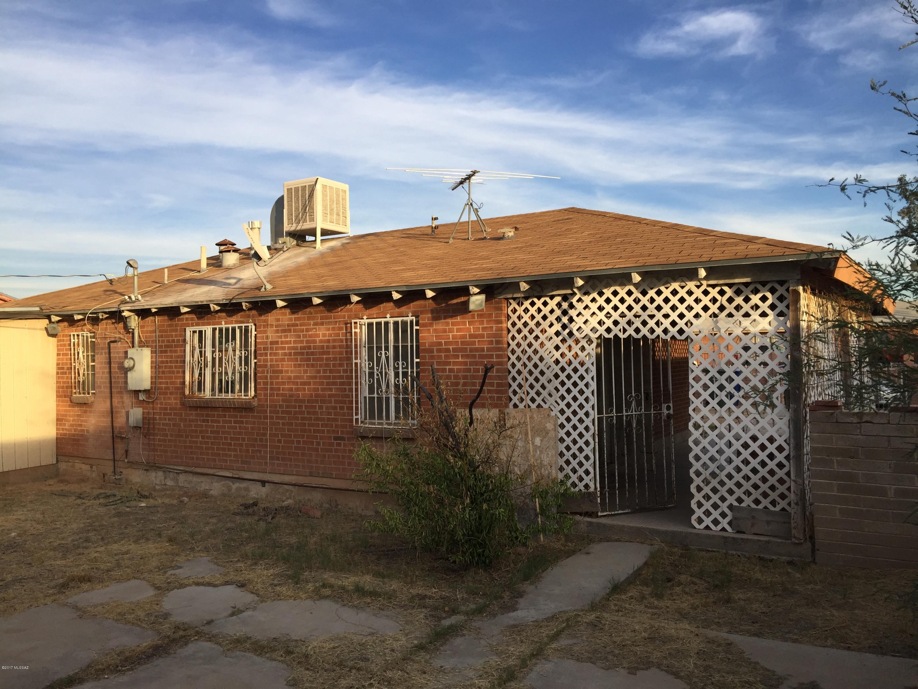 Country Club Park - Residential
