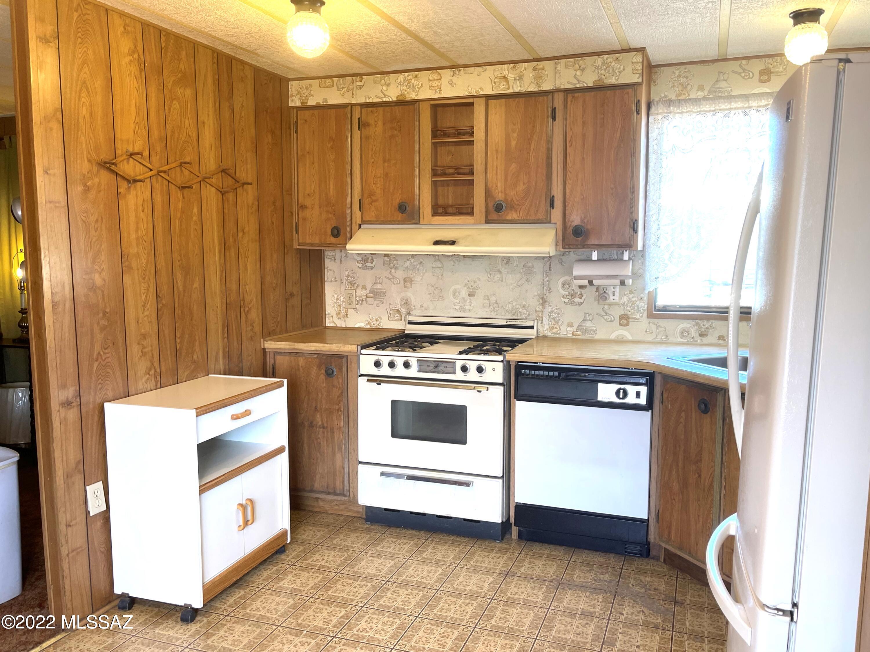 Shannon Gardens (79-158) - Residential