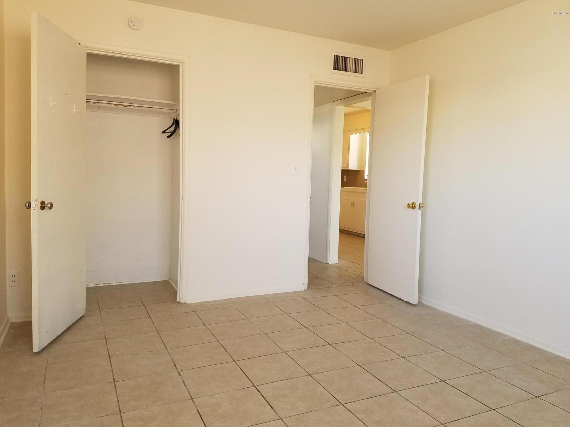 Bellevue Park Townhomes (1-8) - Residential Lease