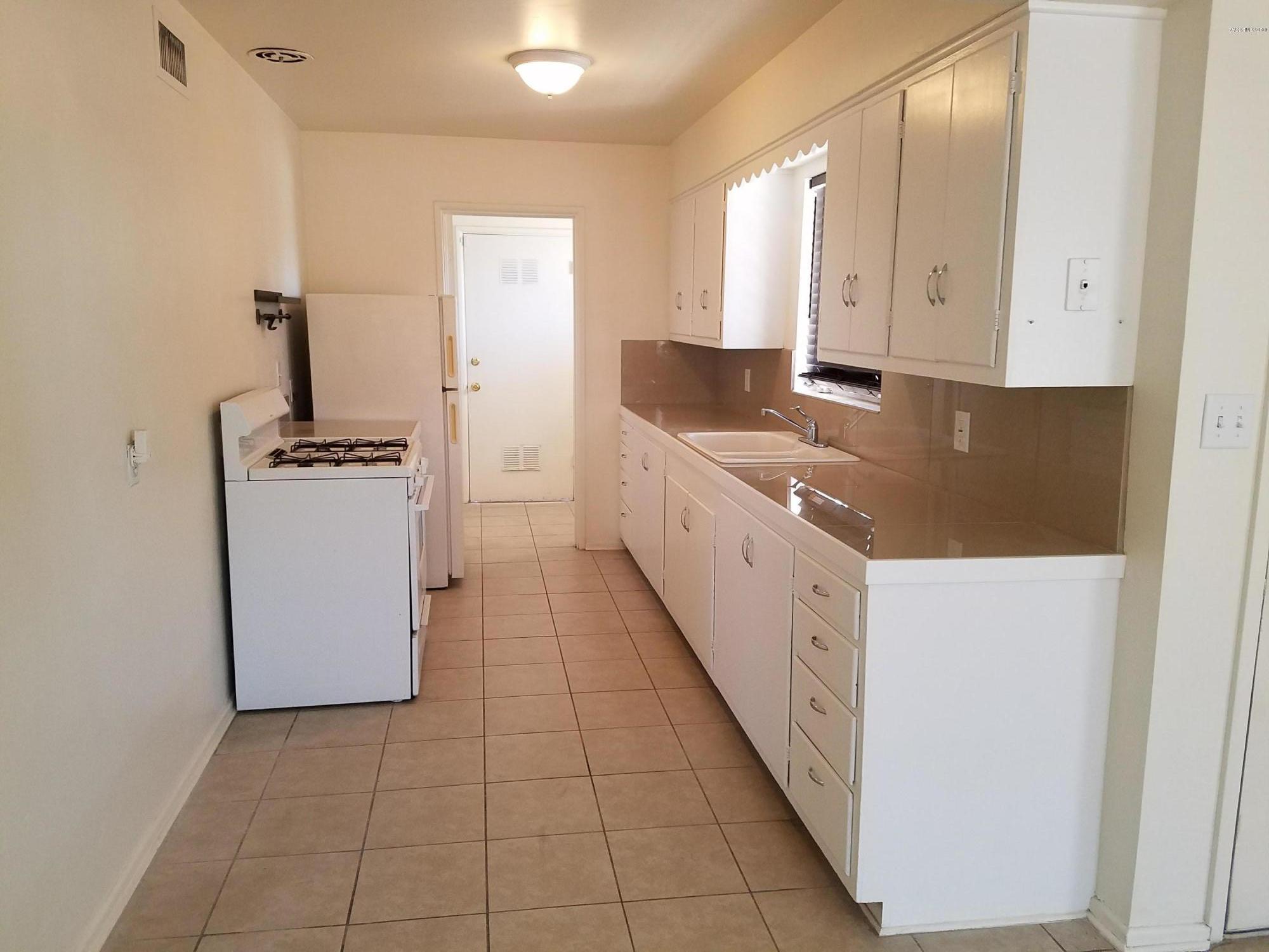 Bellevue Park Townhomes (1-8) - Residential Lease