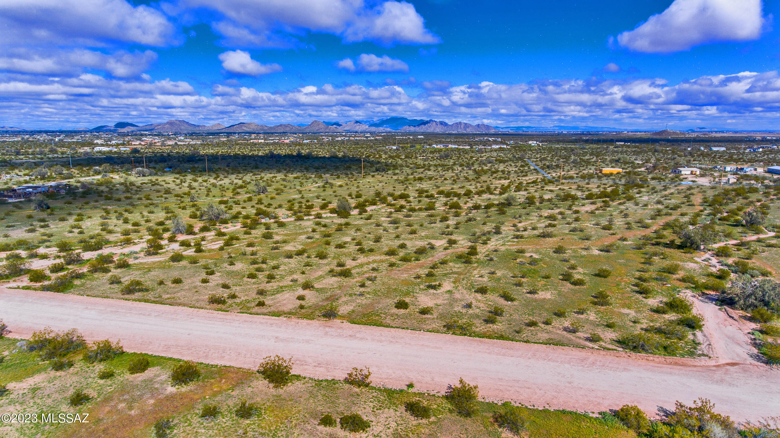 Unique Opportunity for Flat Buildable 10 Acres in Growing Maricopa near Casa Grande in Pinal County.  At only 10K an acre this is an amazing buy!  
Only about 15 minutes from I-8, you'll find solitude and peace where you can do what you want with your own land, including plenty of room for barns, horses and to build your own dream home! 
All utility providers and information provided in this listing to be verified independently by the buyer.