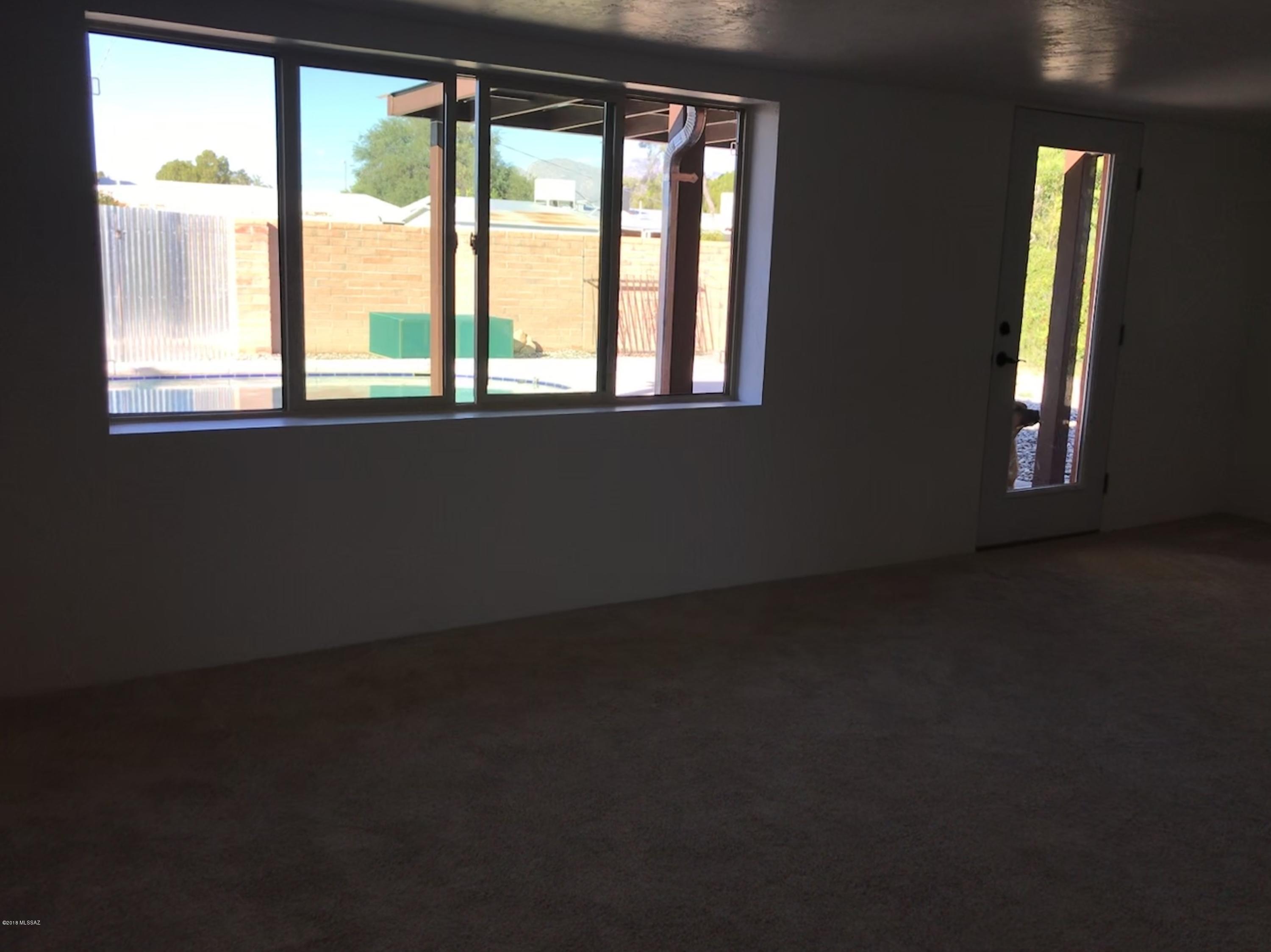 Vista Del Norte - Residential