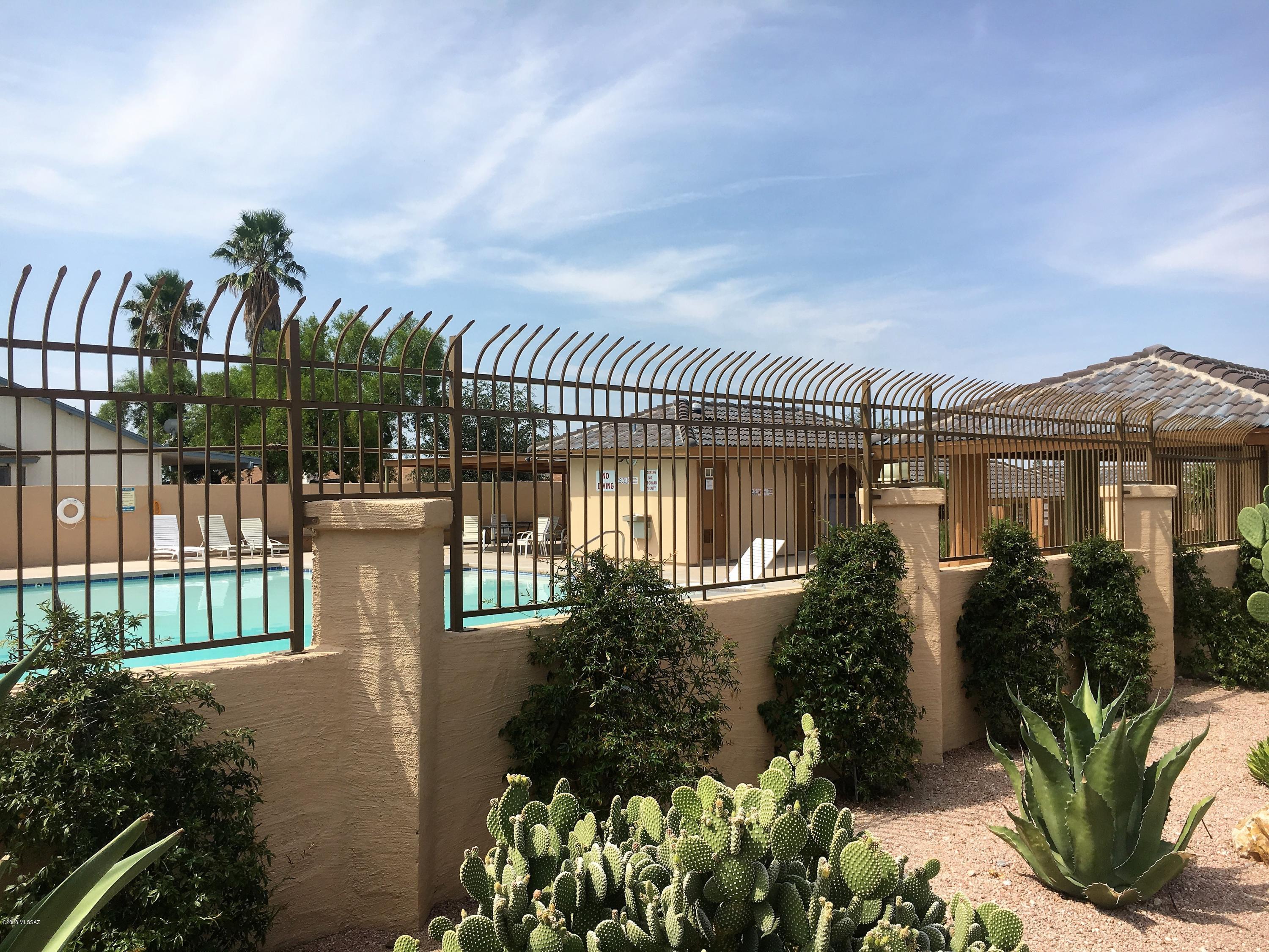 Reddington Hills (1-137) - Residential Lease