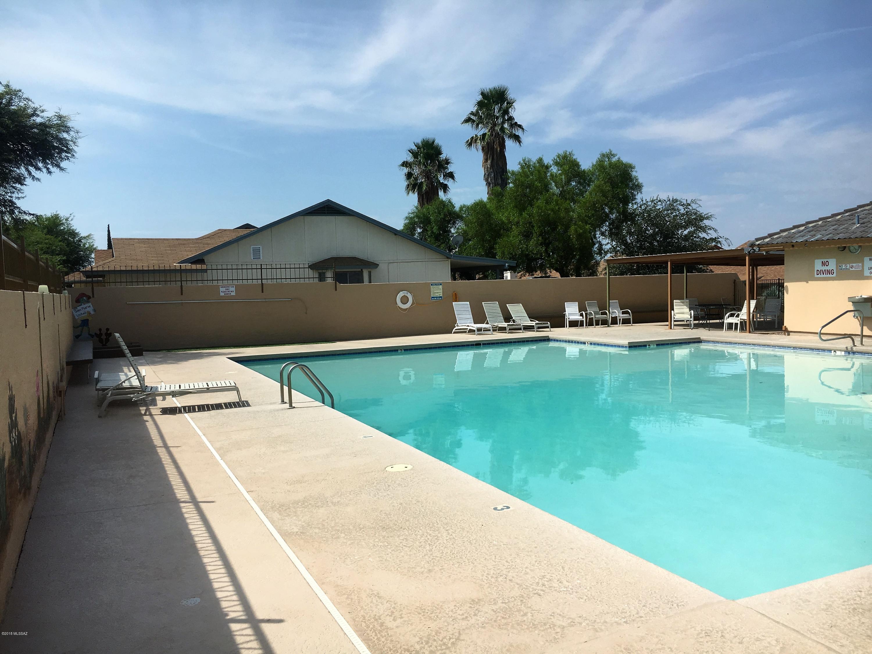 Reddington Hills (1-137) - Residential Lease