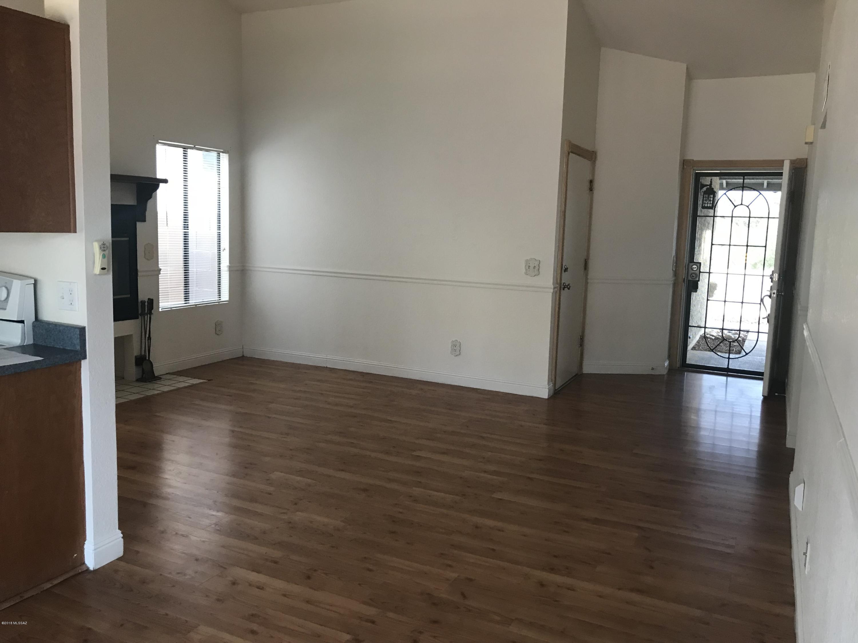 Reddington Hills (1-137) - Residential Lease