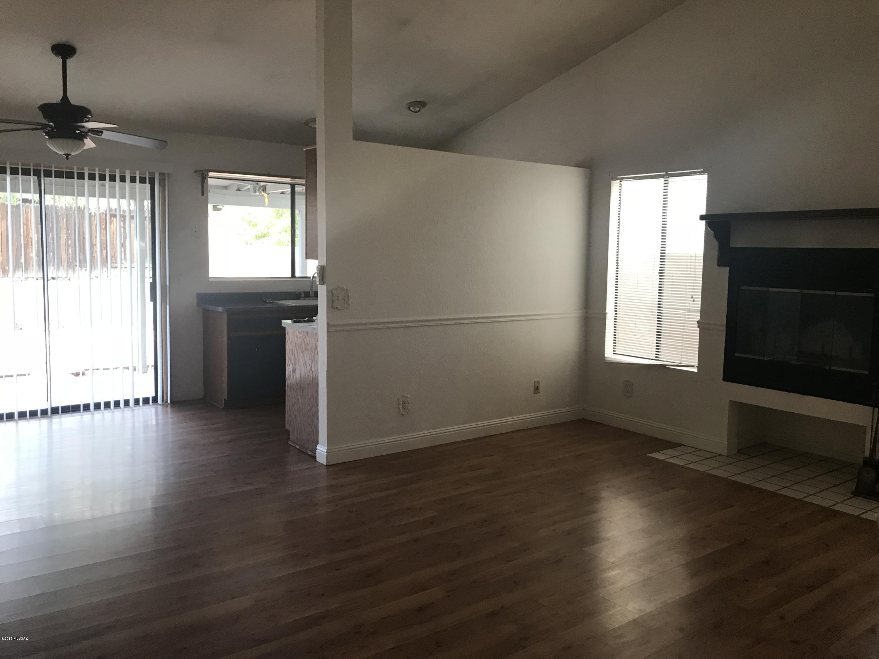 Reddington Hills (1-137) - Residential Lease