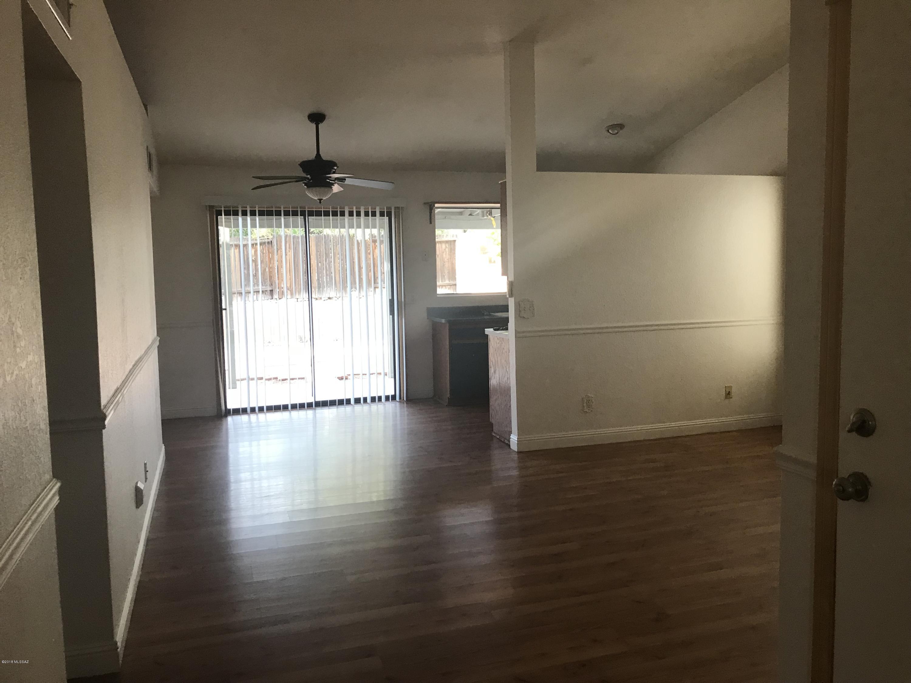 Reddington Hills (1-137) - Residential Lease