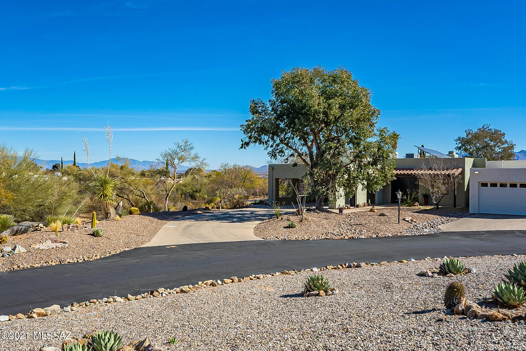 Green Valley Townhouses - Residential