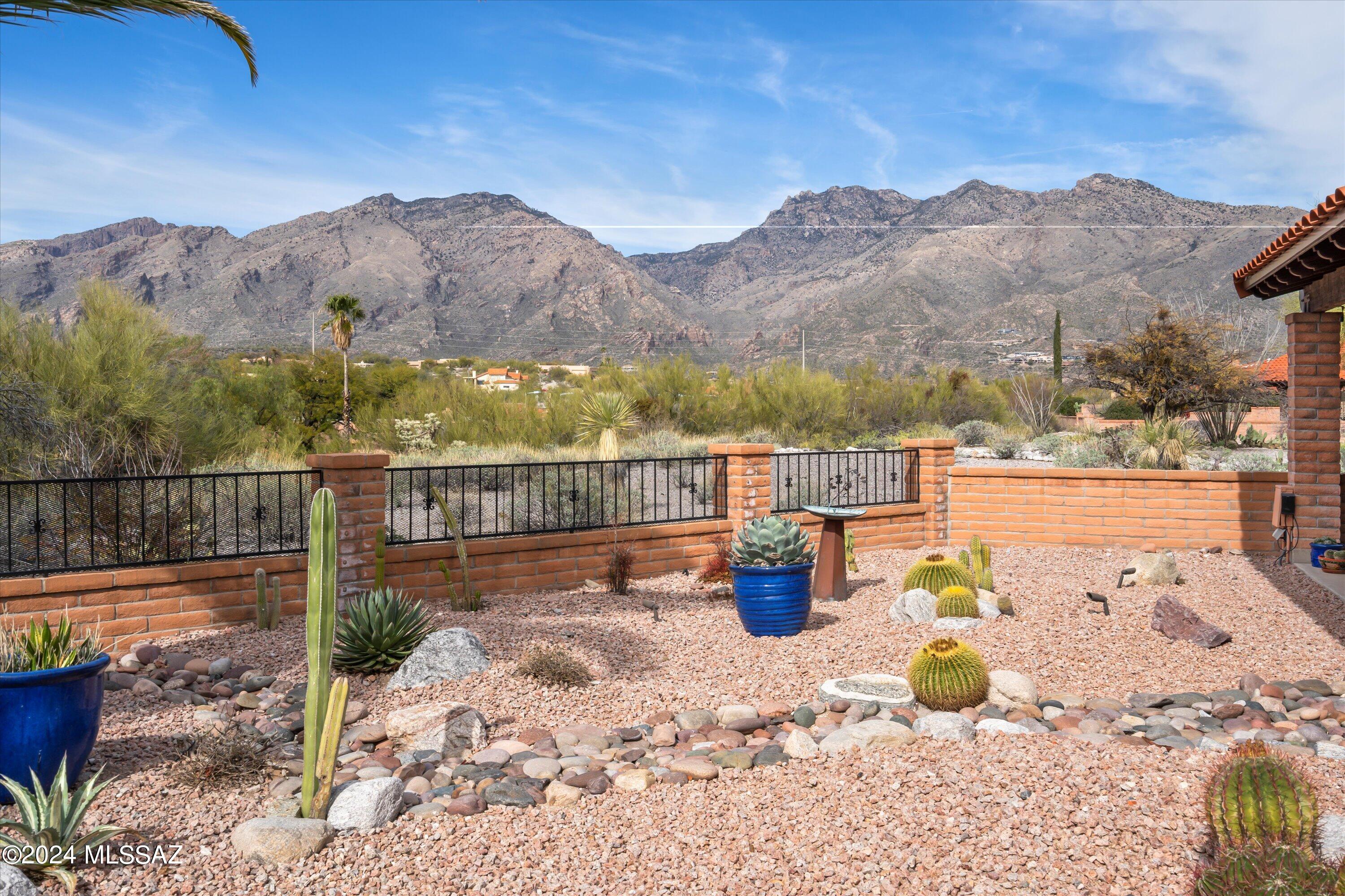 VIEWS. PRIVACY. ELEGANCE. REMODELED. This home has all you desire! Glorious mountain & sunset views from this stunning single family home. Travertine stone floors throughout. Gorgeous cooks kitchen w/42' cab, Large island, spice pullouts, Bosch D/W, SS appl, spacious pantry. Wood doors throughout w/ wood base. Primary bath w/new soaking tub, separate makeup vanity, added windows & large walk in shower. New window treatments on most windows. Oversized garage w/full wall storage.  Beautifully landscaped backyard w/spectacular mtn views. New HVAC 2022, HW 2019, roof new membrane & recoated 2022, new skylights 2022, softener 2023. Ready for you to move in and enjoy the Fairfield lifestyle. Welcome home!