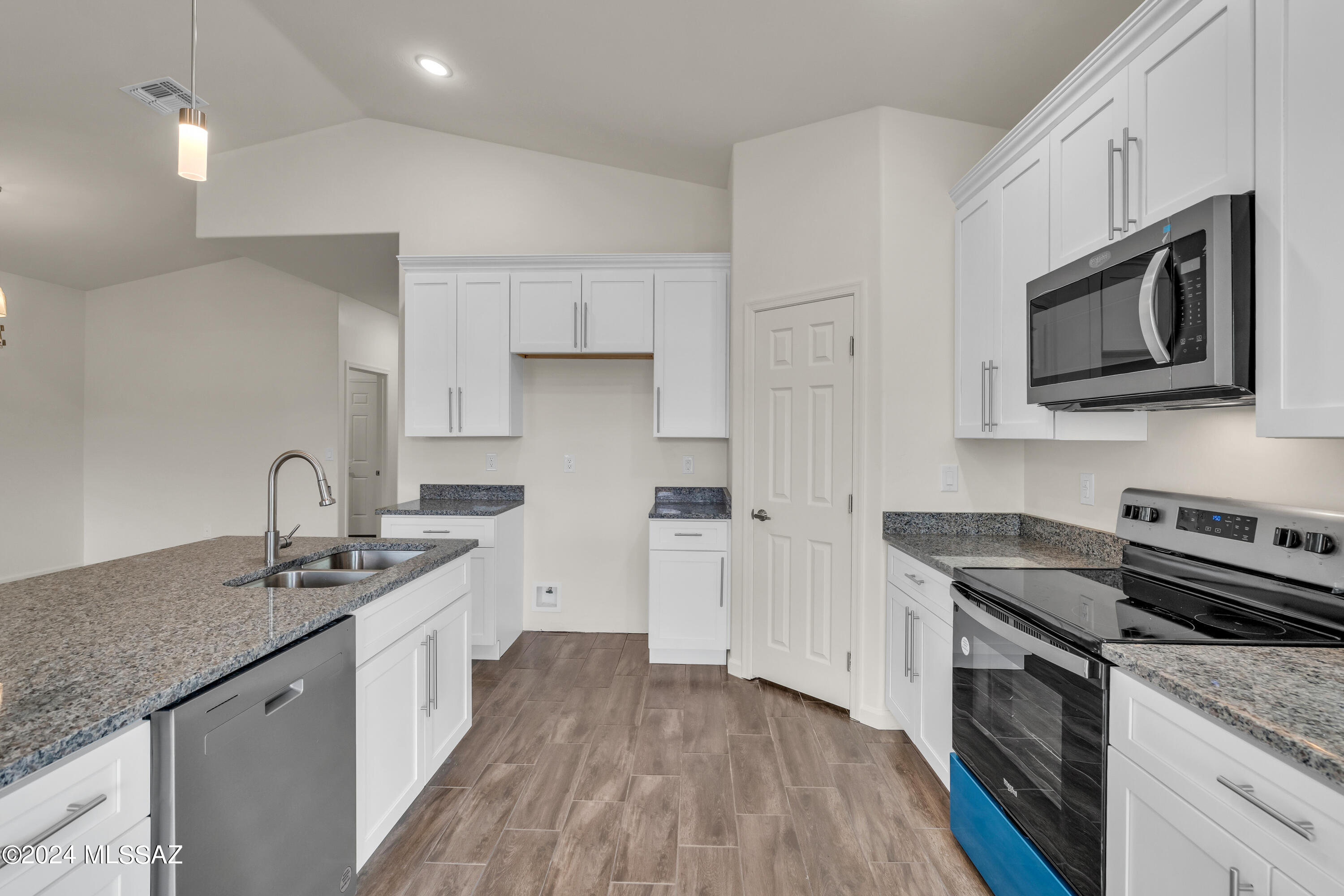 Rio Rico Villas 12 - Residential