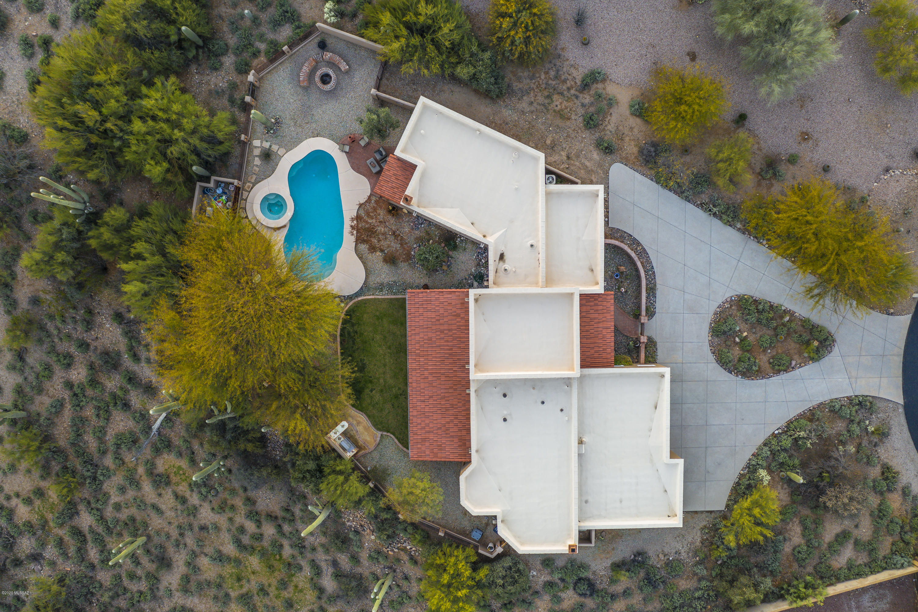 Los Arroyos Del Oeste (1-84) - Residential