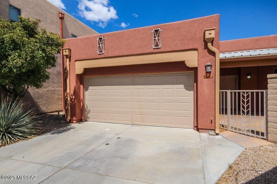 Great 2 bedroom, 2bath home in gated community in StarrPass area. Close to downtown and freeways. Tile floors, remodeled kitchen and bathrooms, custom paint and more! Come. See. Stay!