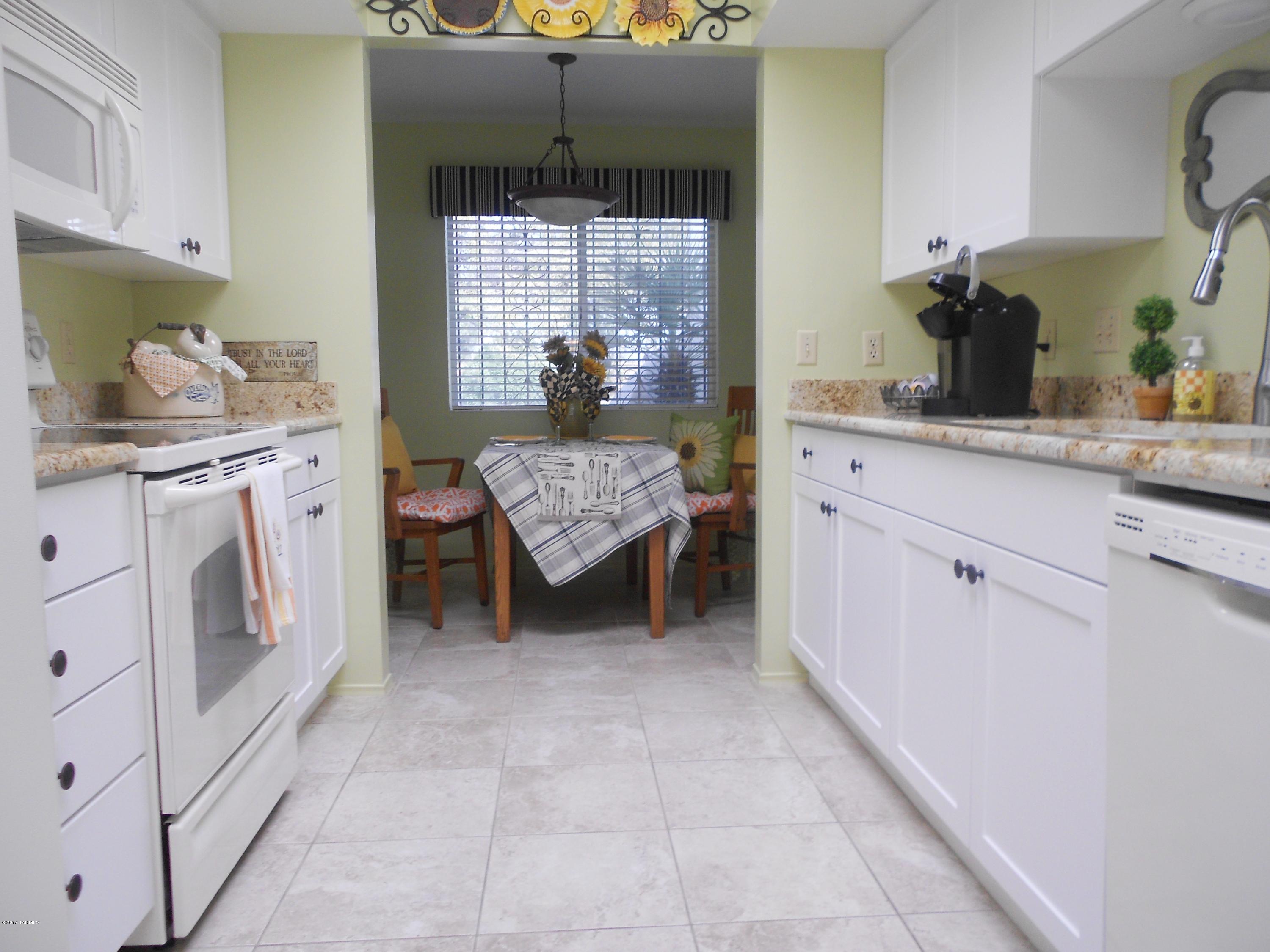 Dorado Country Club Estates - Blk 32 (1-20) - Residential