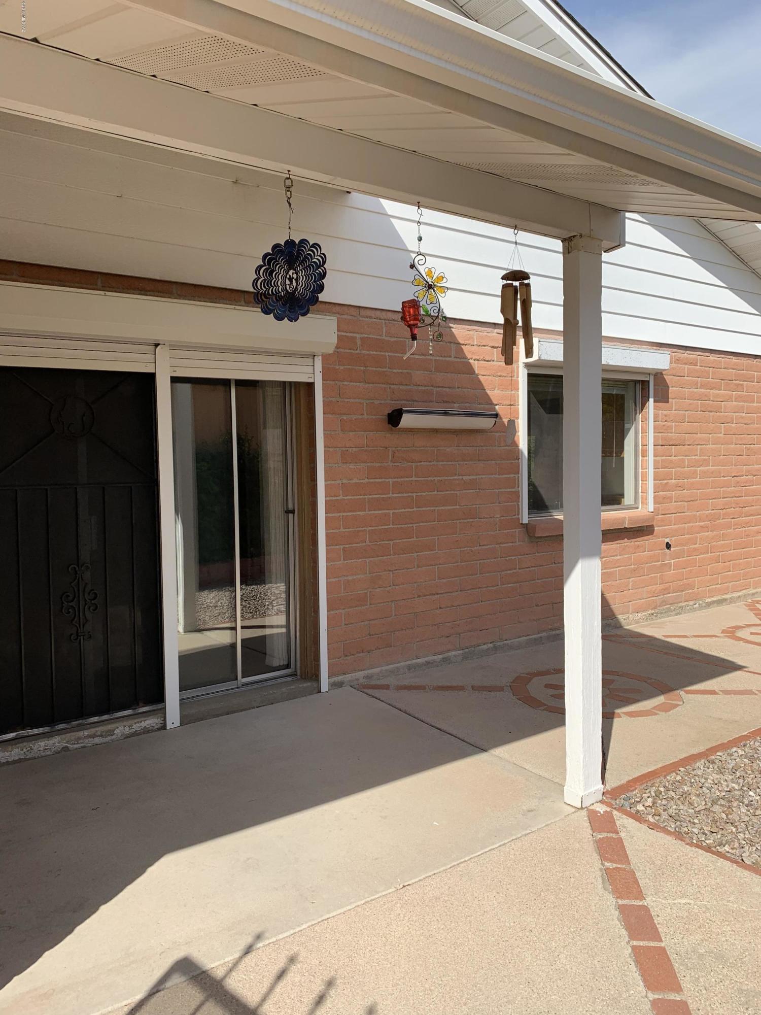 Sutton Place (1-120) - Residential