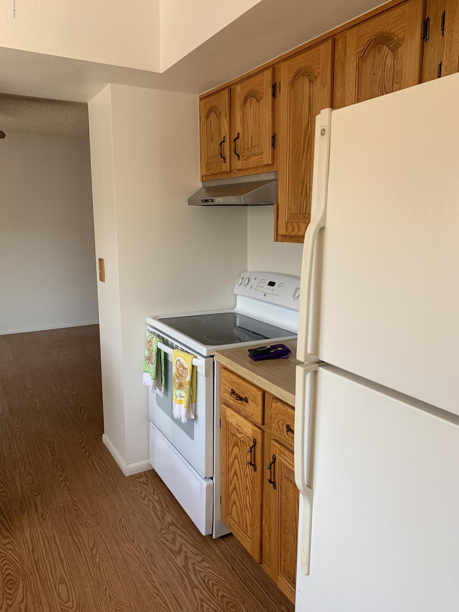Sutton Place (1-120) - Residential